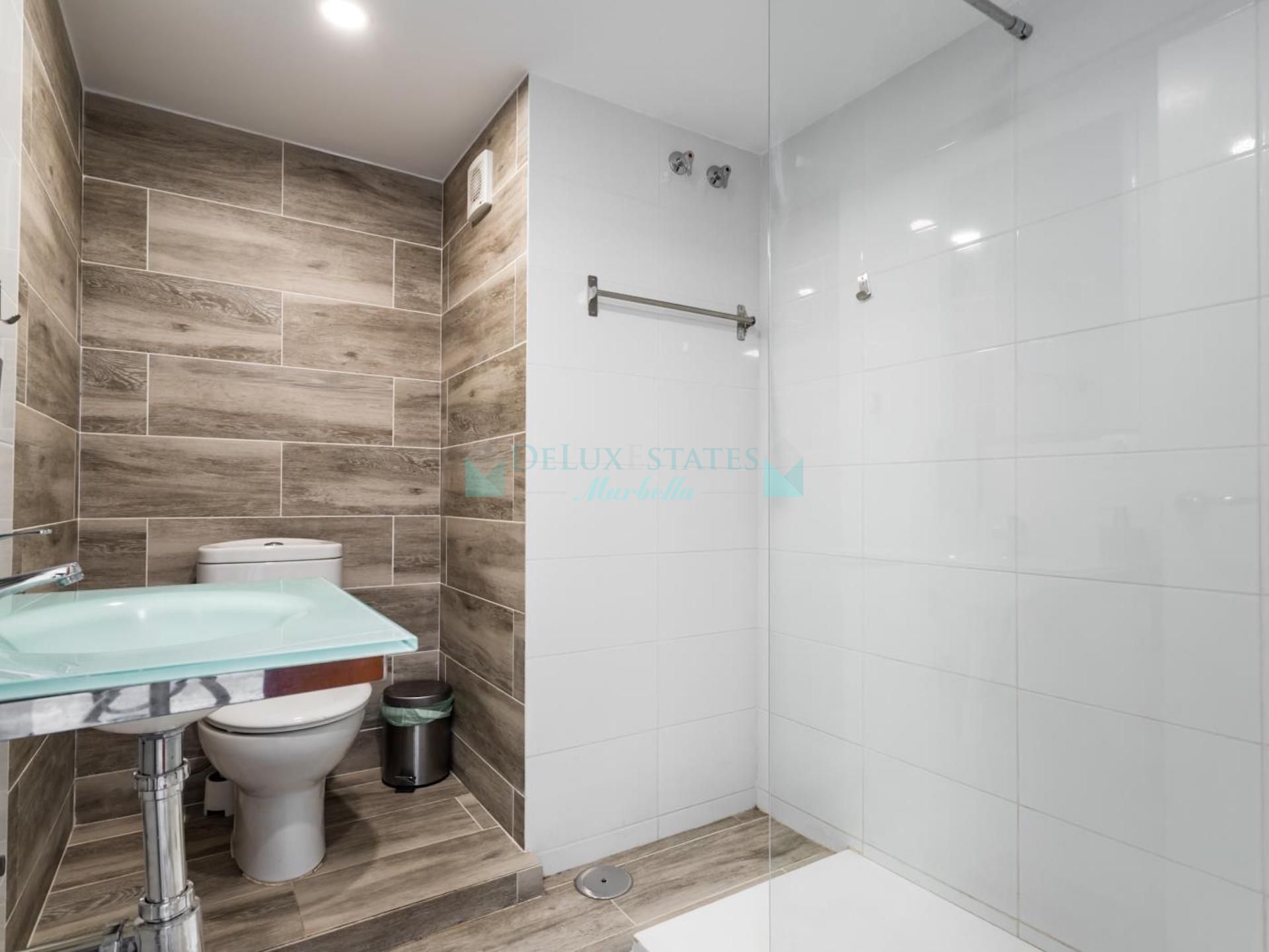 Apartment for sale in Fuengirola Puerto, Fuengirola