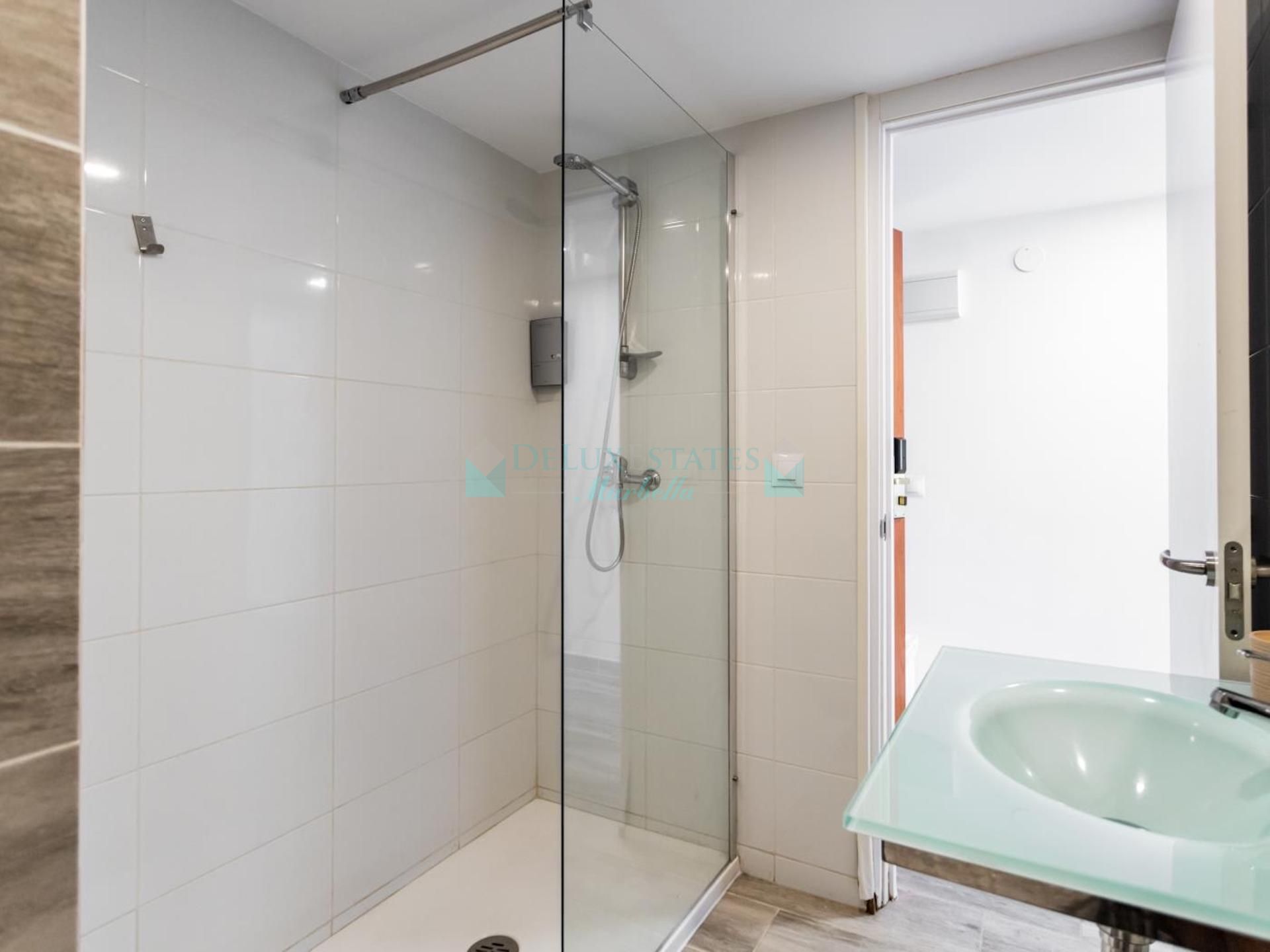 Apartment for sale in Fuengirola Puerto, Fuengirola