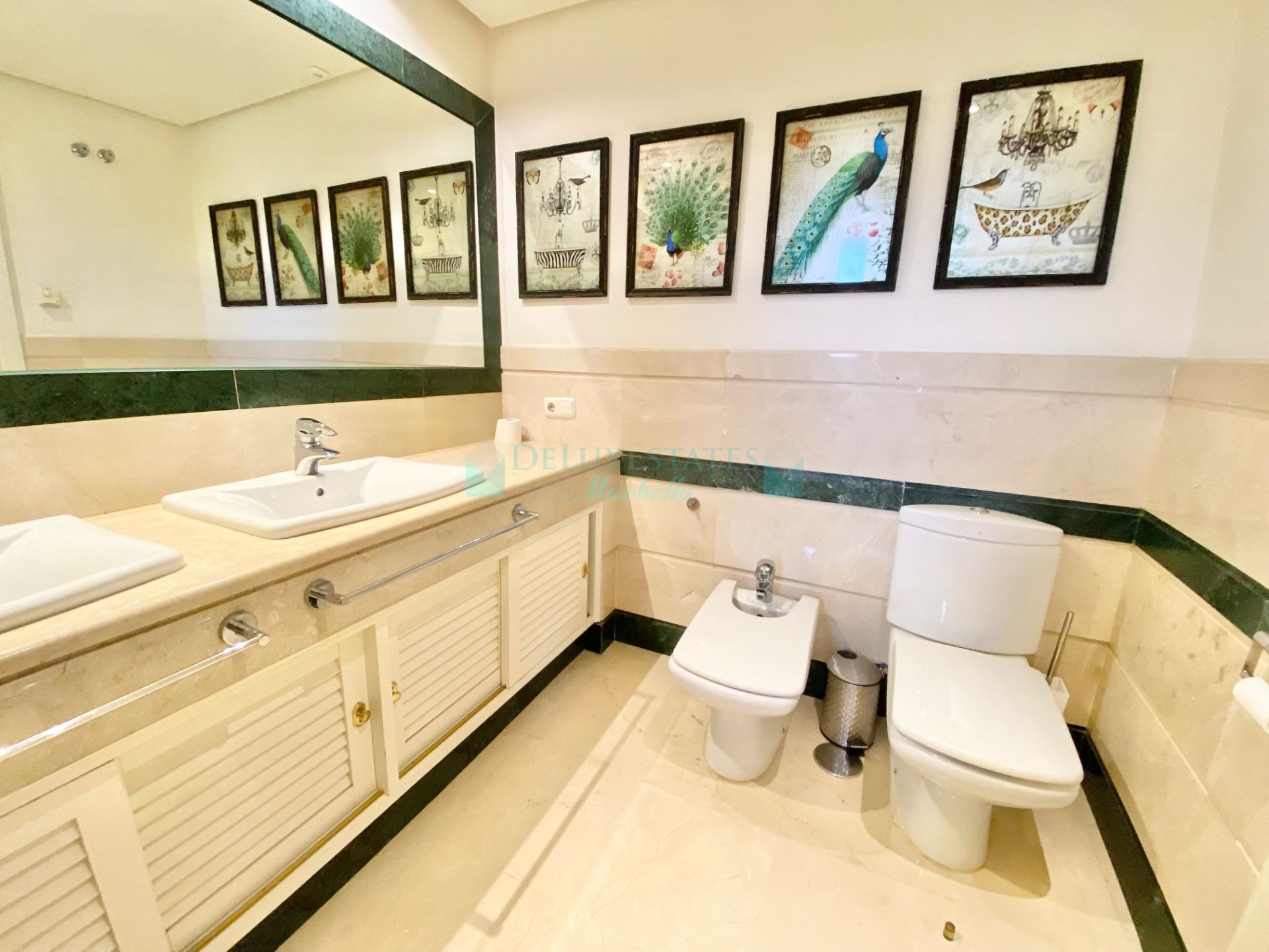 Apartamento en alquiler en Bahia de Marbella, Marbella Este