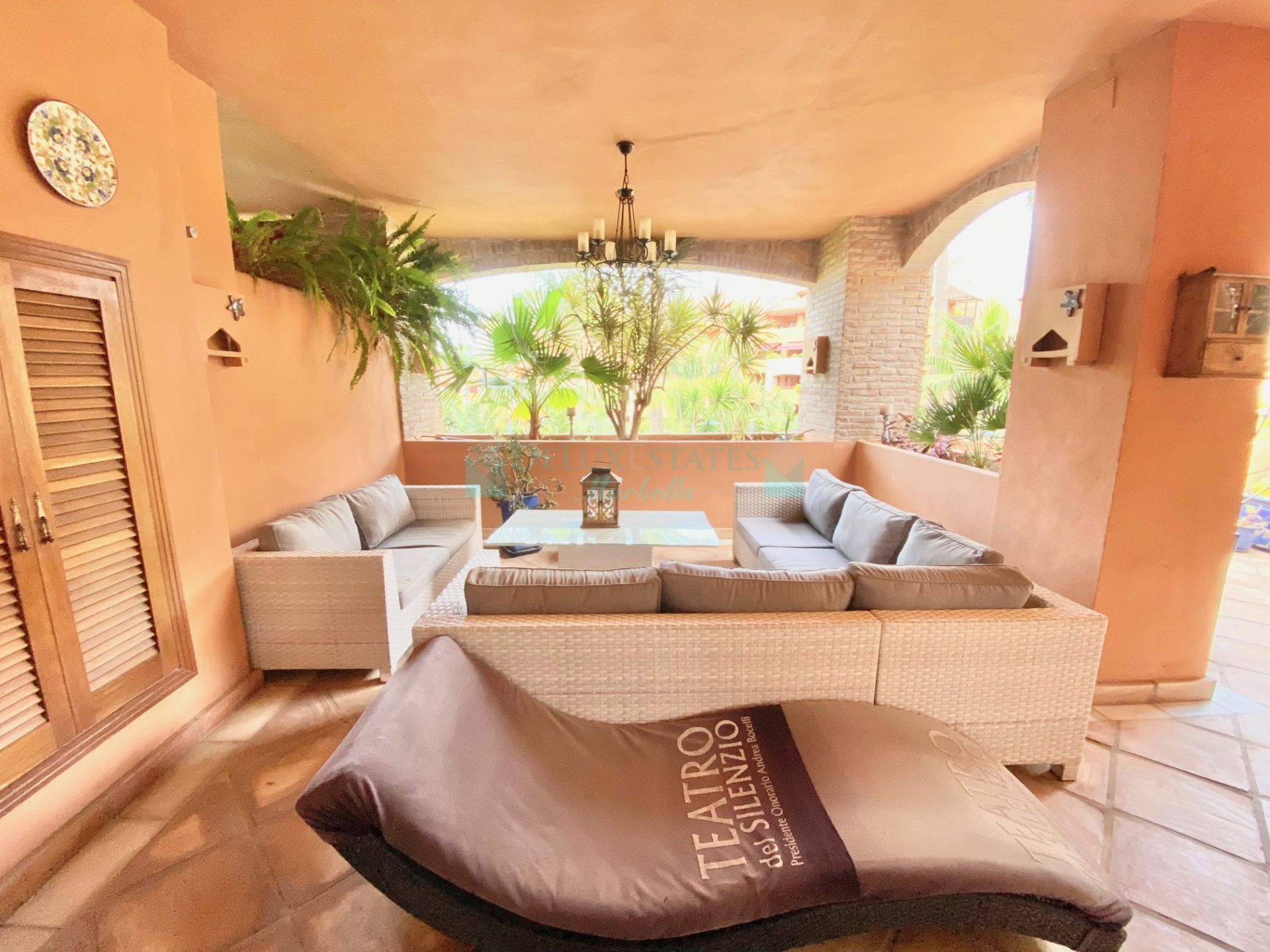 Apartamento en alquiler en Bahia de Marbella, Marbella Este