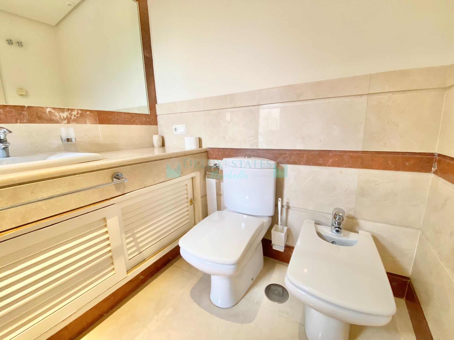 Apartamento en alquiler en Bahia de Marbella, Marbella Este