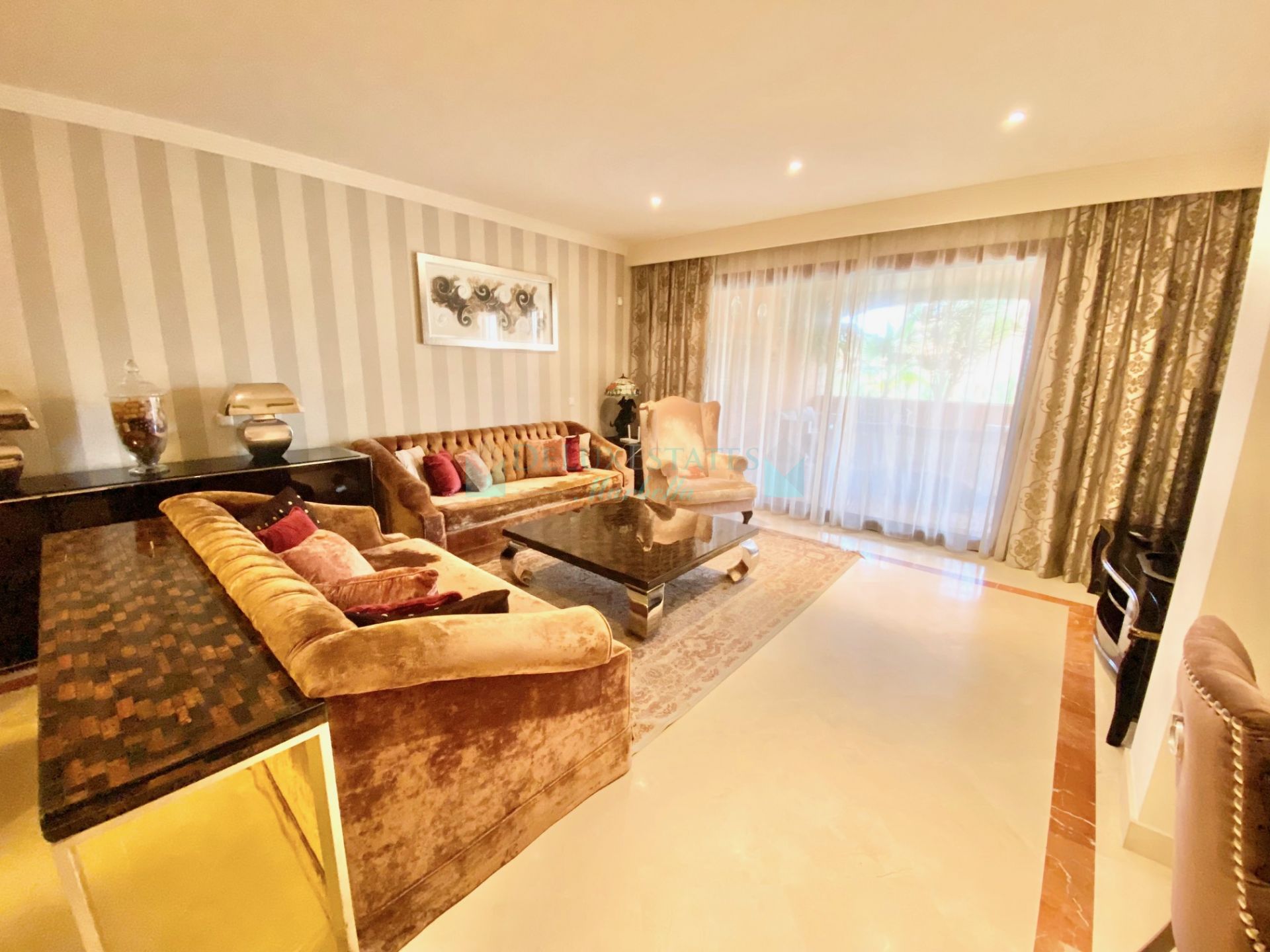 Apartamento en alquiler en Bahia de Marbella, Marbella Este