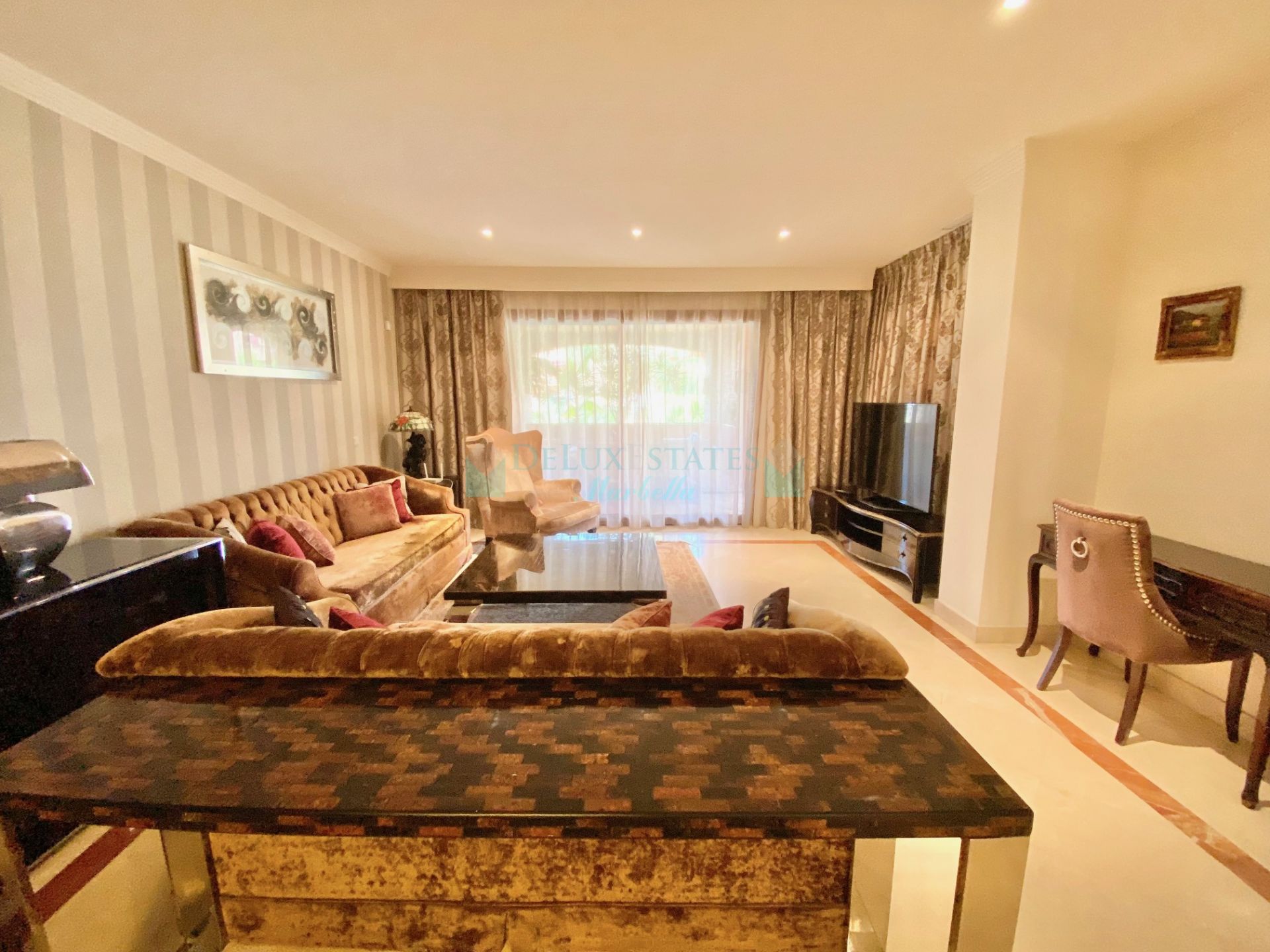 Apartamento en alquiler en Bahia de Marbella, Marbella Este