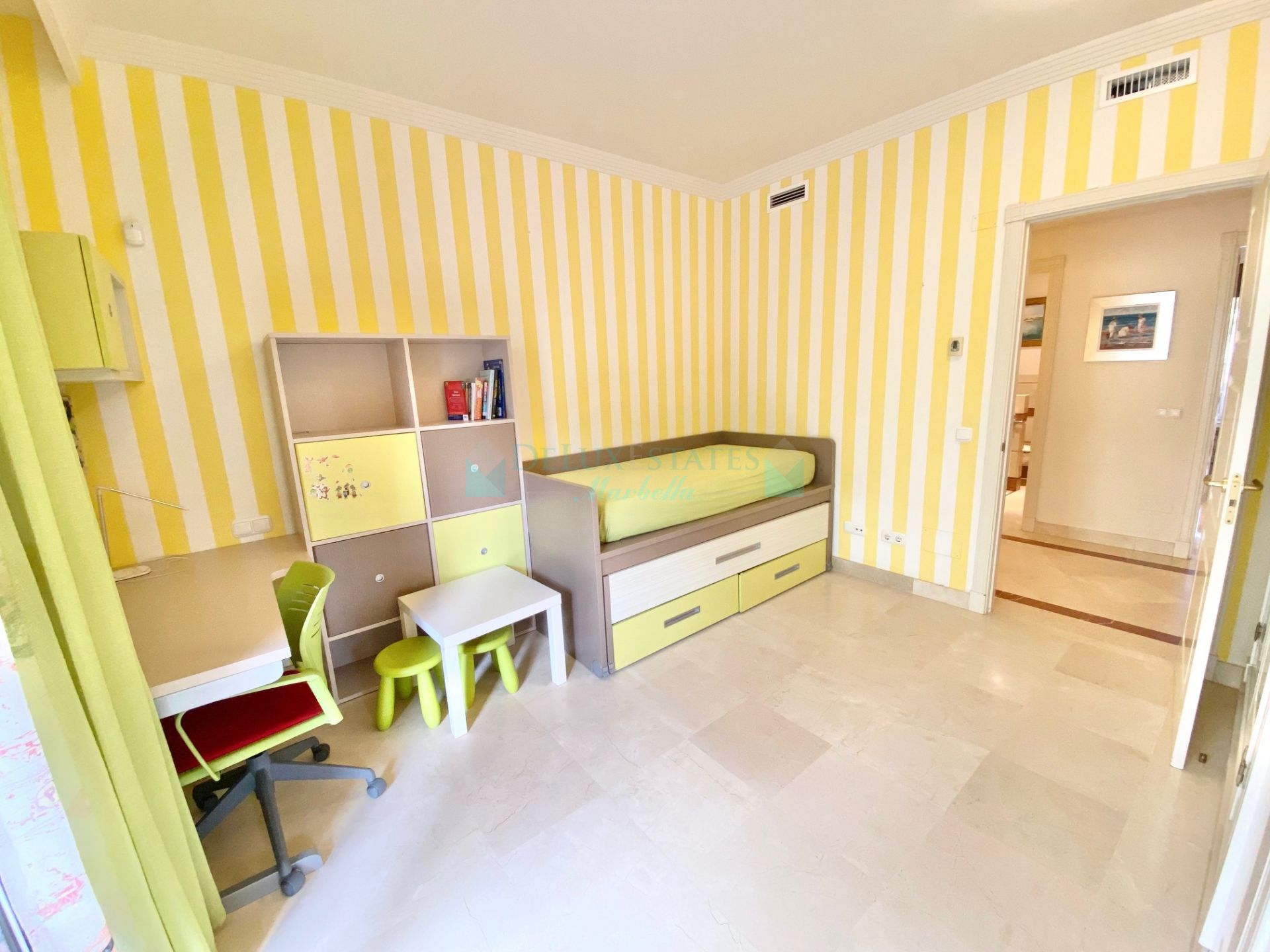 Apartamento en alquiler en Bahia de Marbella, Marbella Este