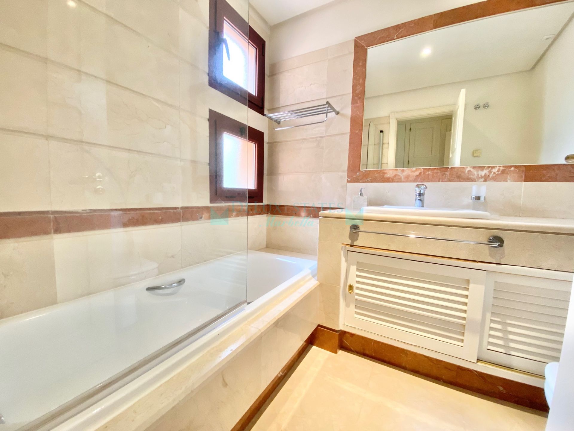 Apartamento en alquiler en Bahia de Marbella, Marbella Este