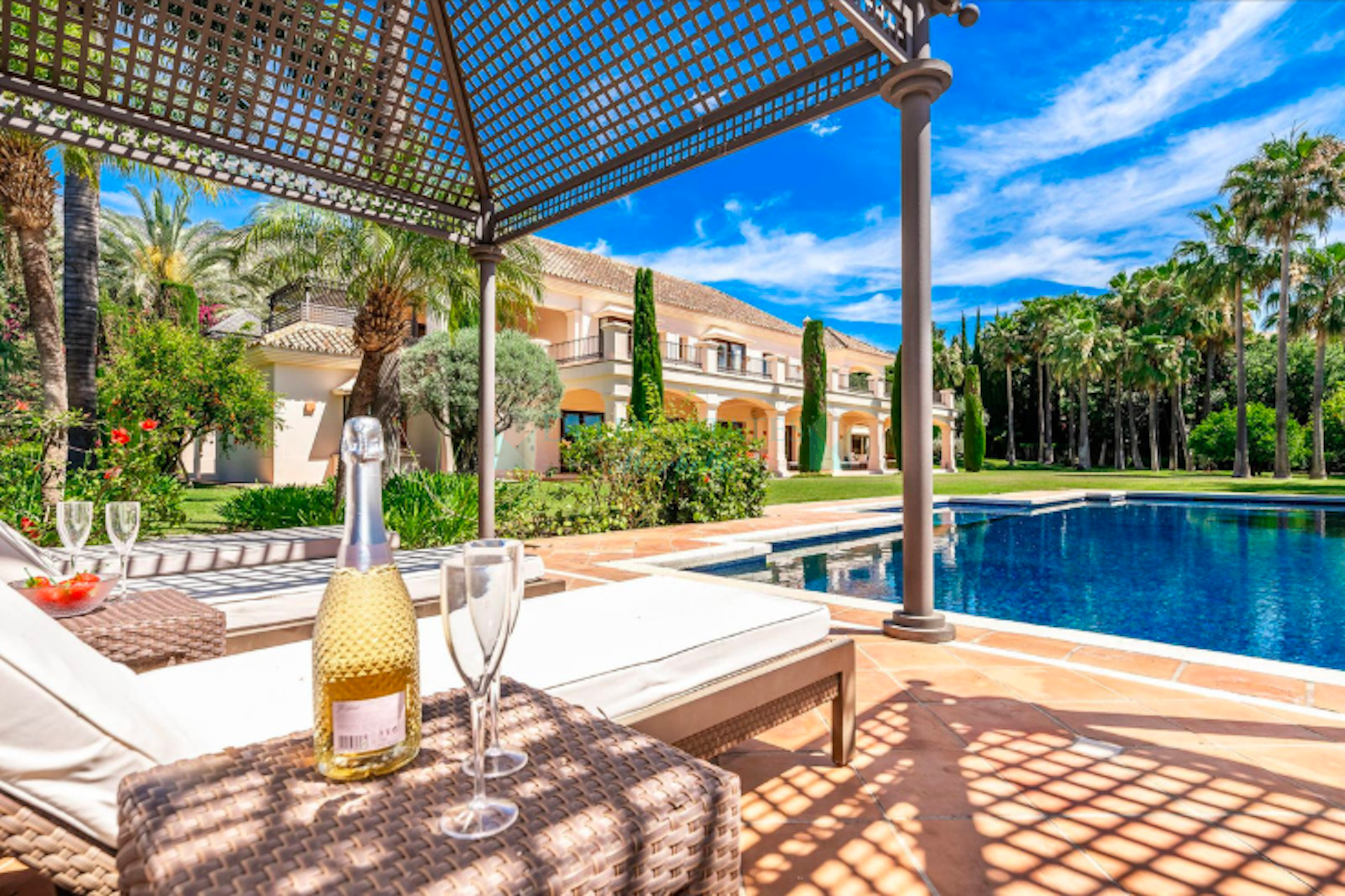 Villa for rent in Sierra Blanca, Marbella Golden Mile