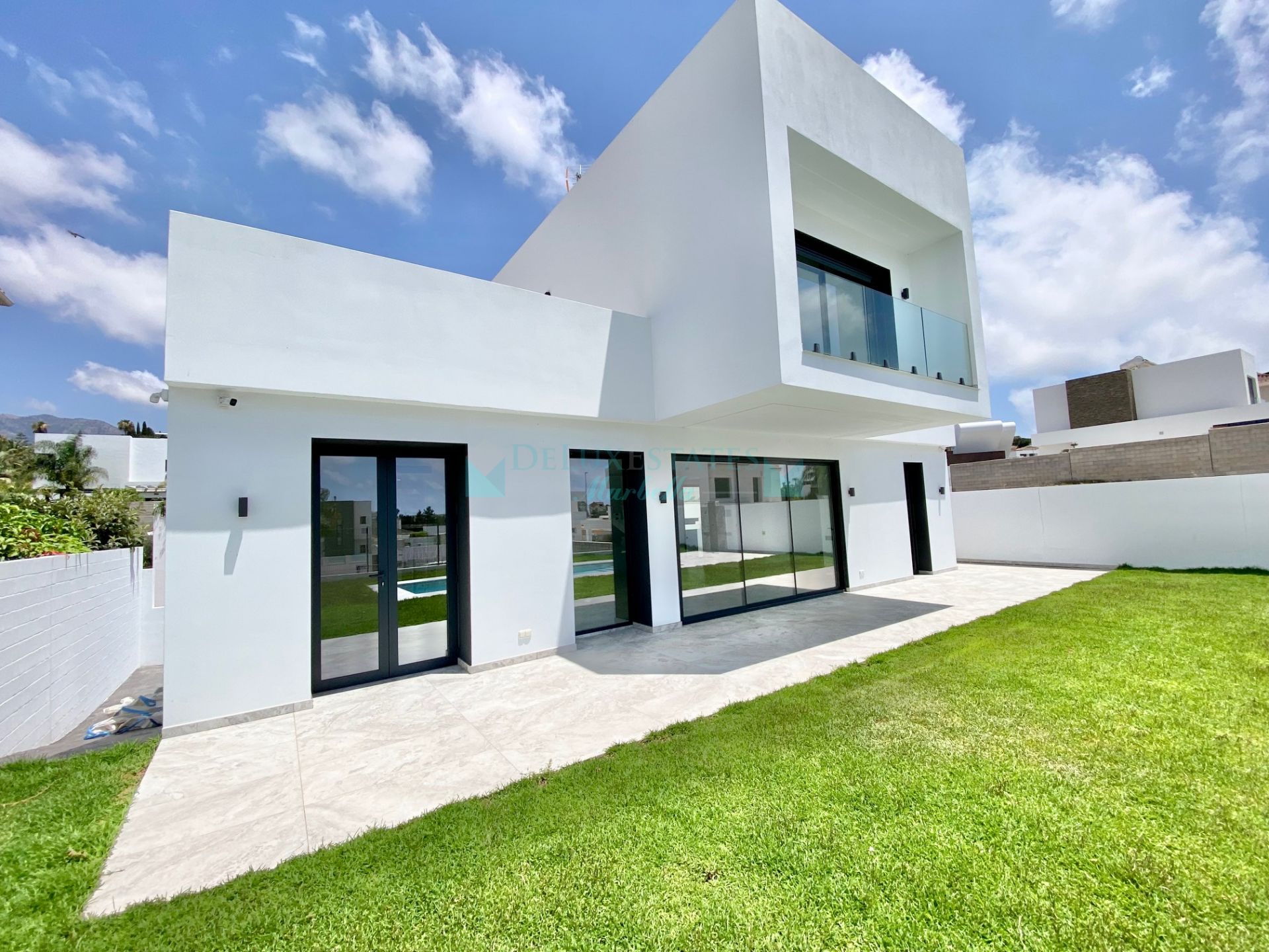 Villa for sale in Mijas