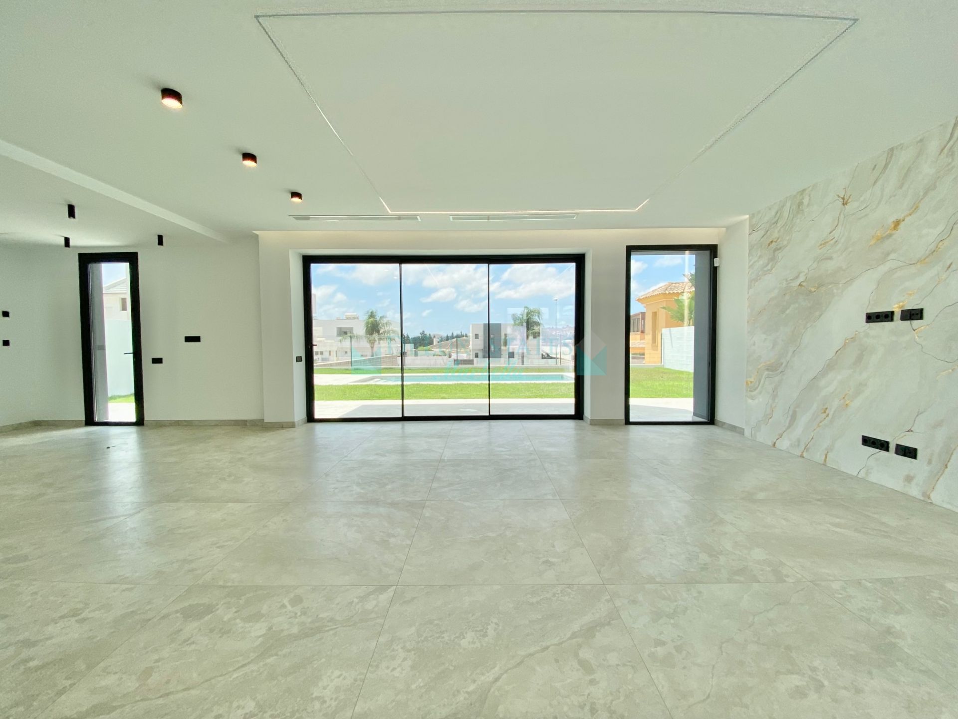 Villa for sale in Mijas