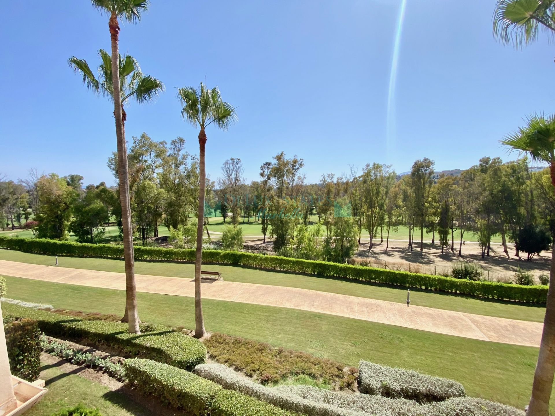 Apartment for rent in Marques de Atalaya, Estepona