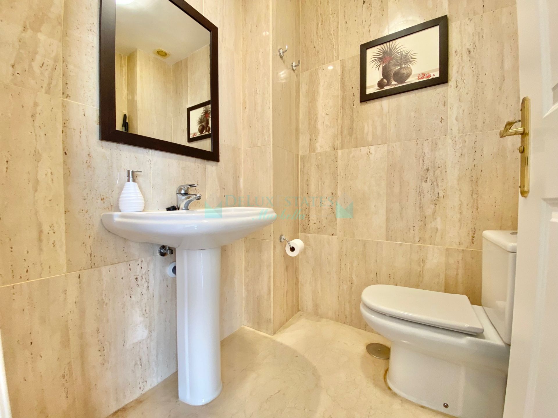 Duplex Penthouse for sale in Elviria, Marbella East