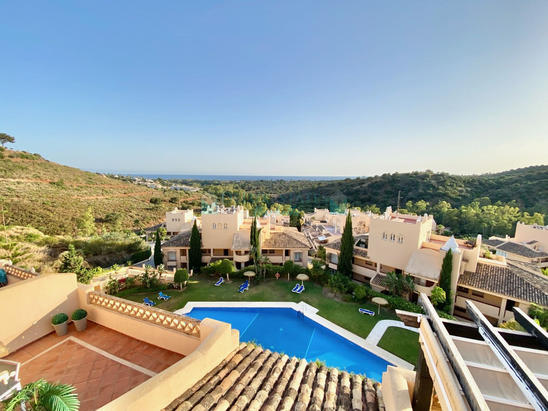 Duplex Penthouse for sale in Elviria, Marbella East