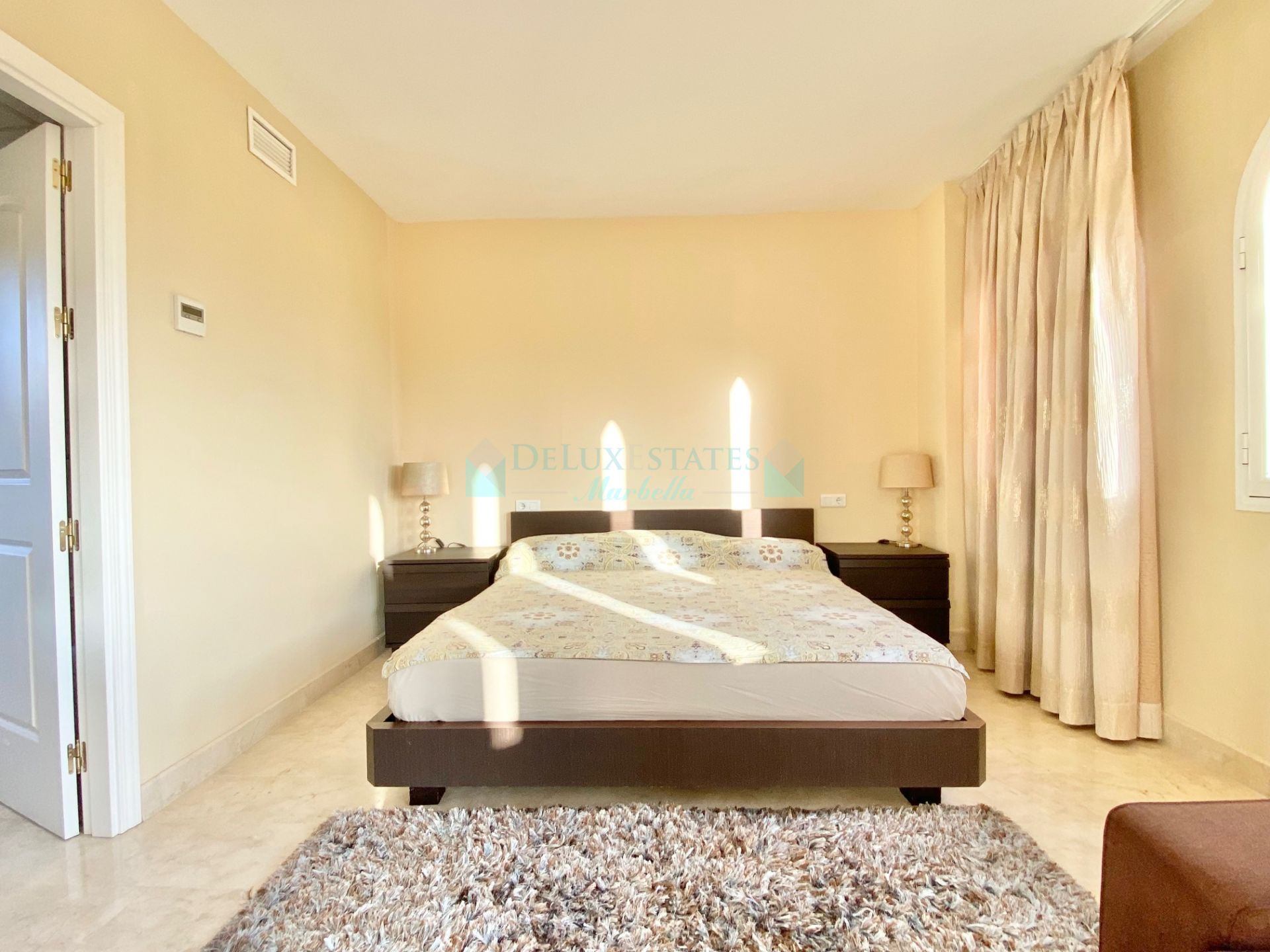 Duplex Penthouse for sale in Elviria, Marbella East