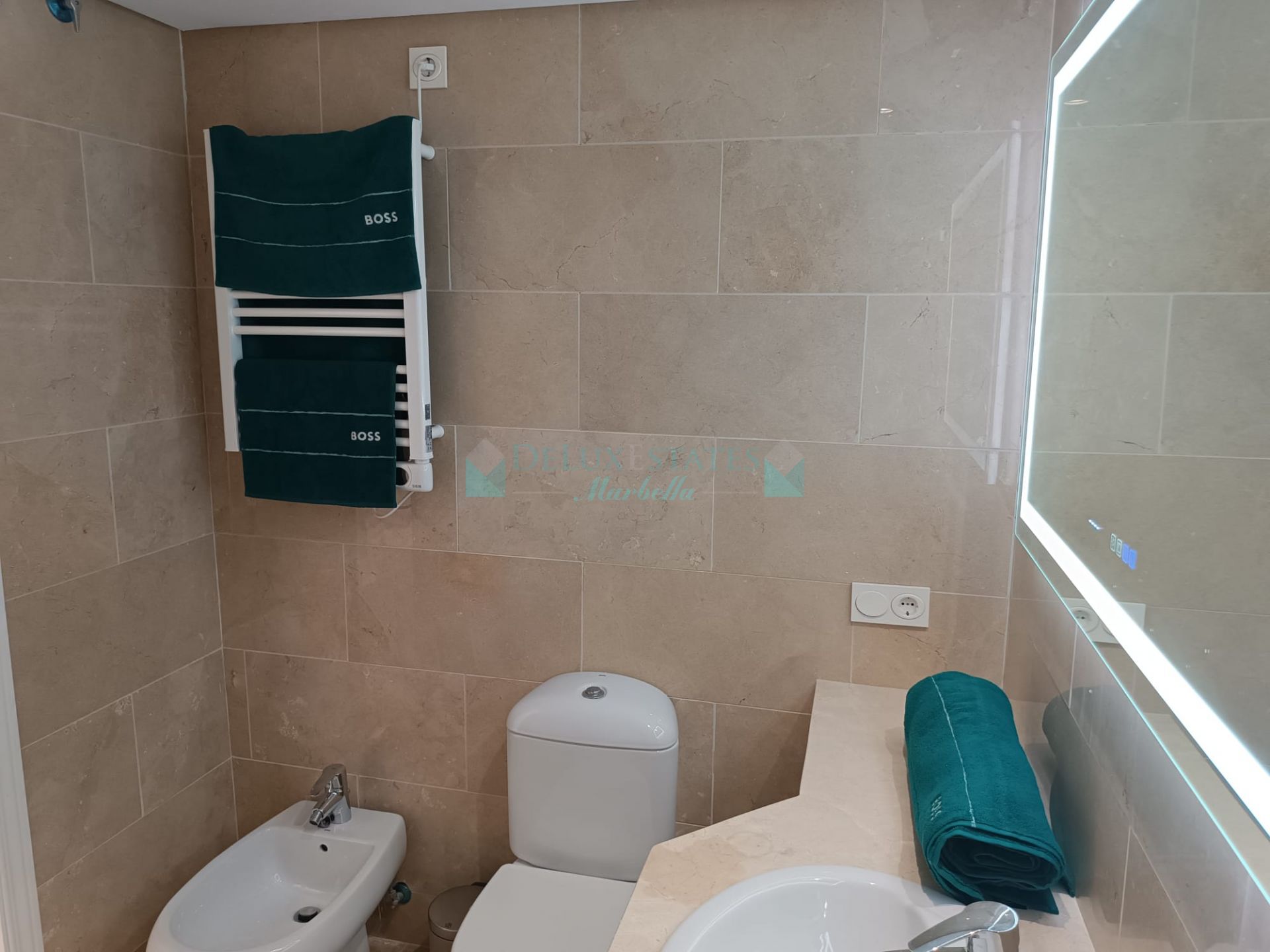 Apartment for sale in Sabinillas, Manilva