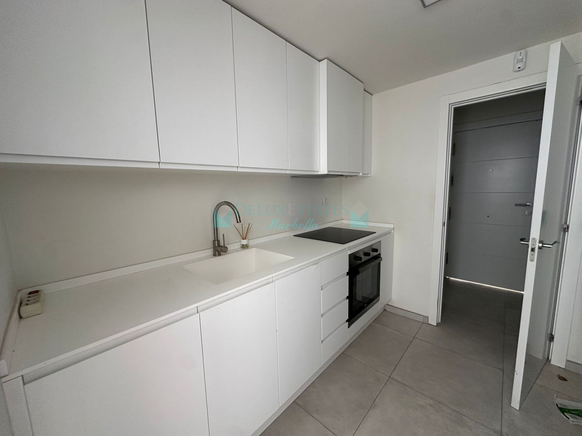 Ground Floor Apartment for sale in Nueva Andalucia