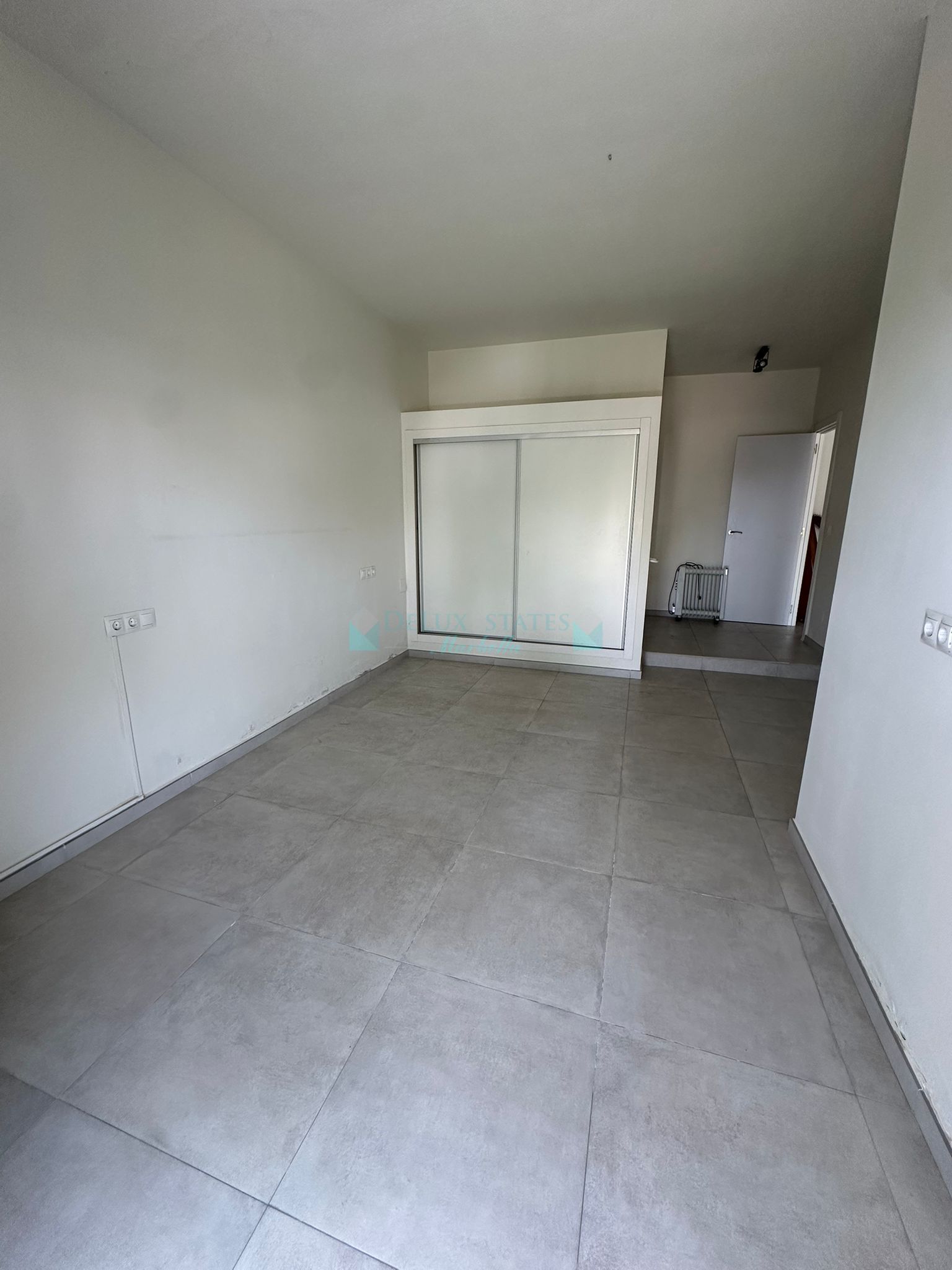 Ground Floor Apartment for sale in Nueva Andalucia