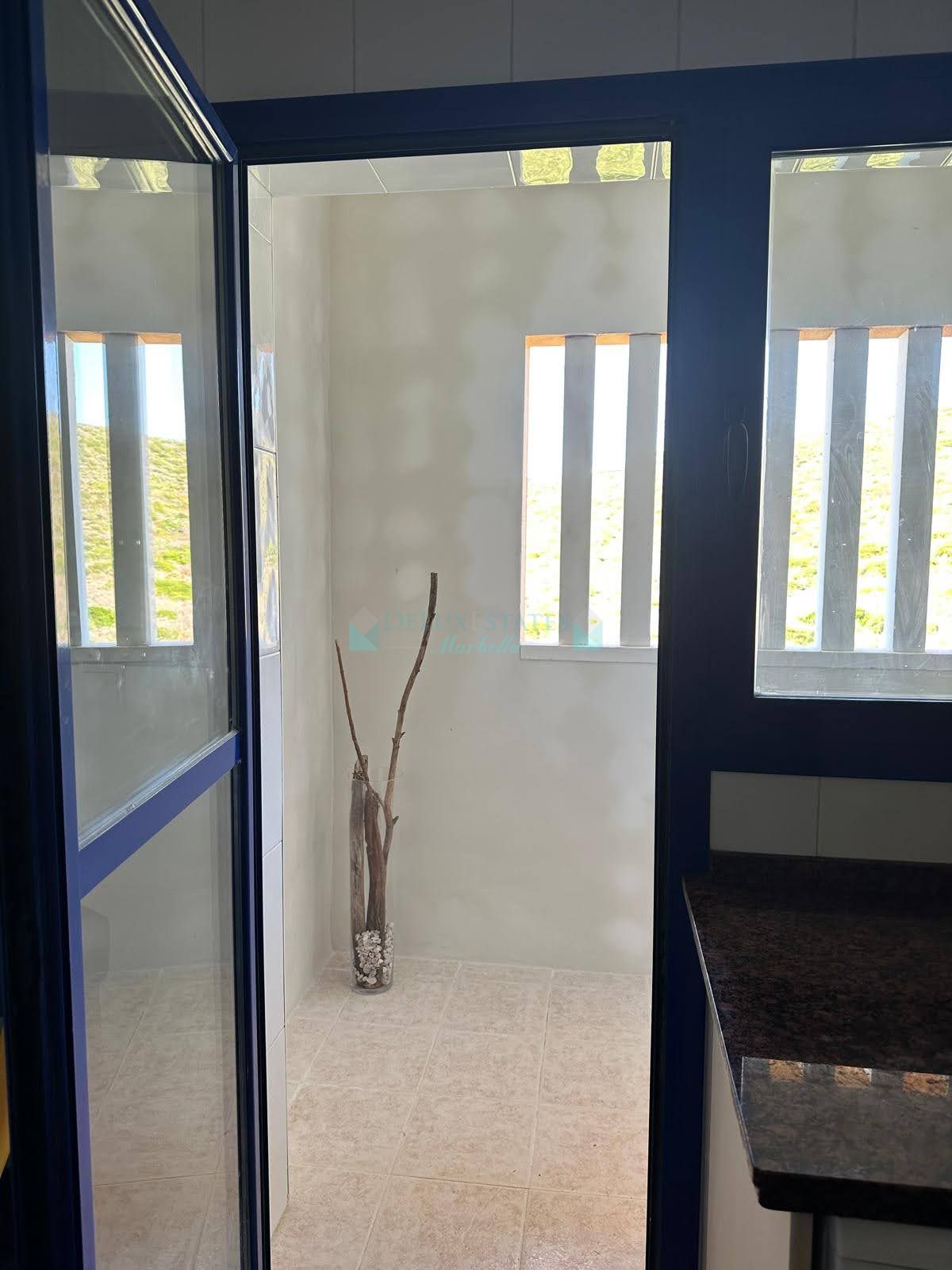 Penthouse for sale in Castillo de la Duquesa, Manilva