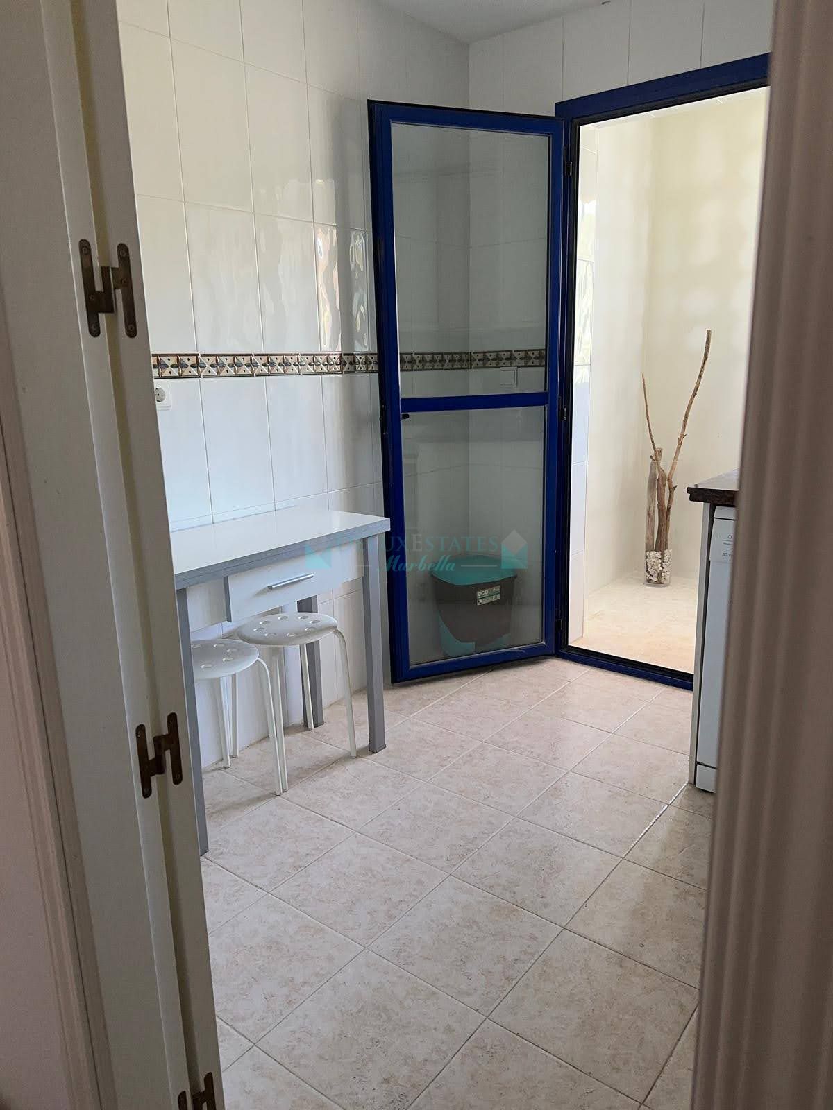 Penthouse for sale in Castillo de la Duquesa, Manilva