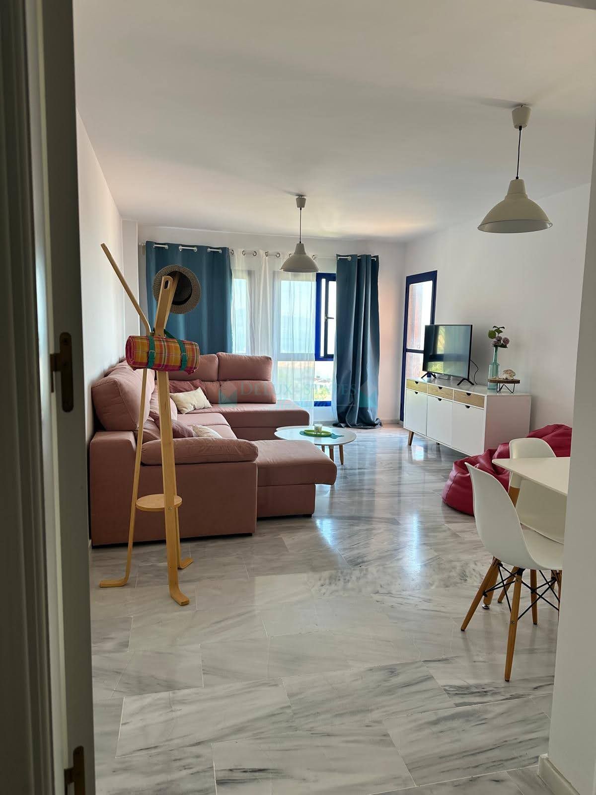 Penthouse for sale in Castillo de la Duquesa, Manilva