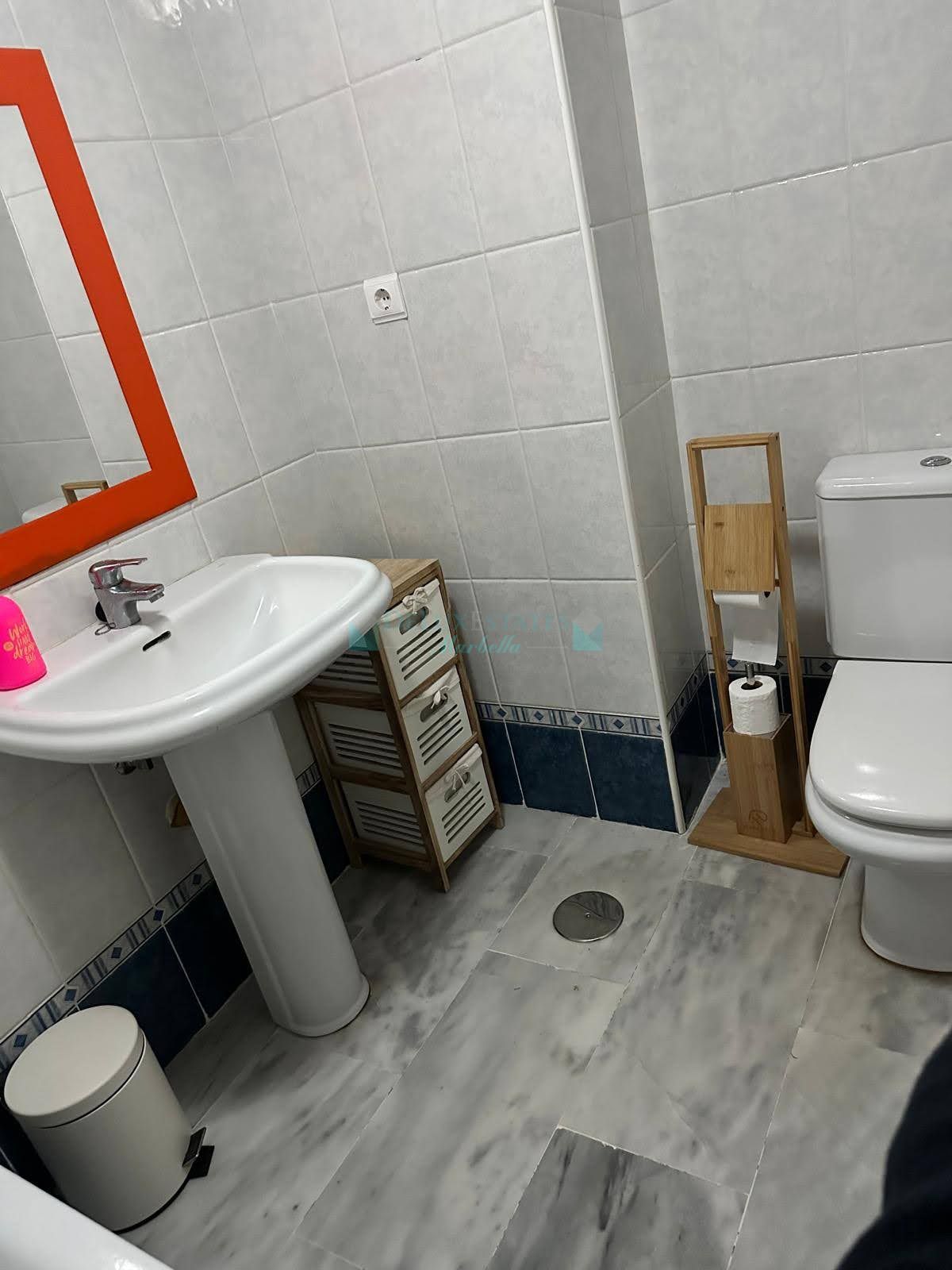 Penthouse for sale in Castillo de la Duquesa, Manilva