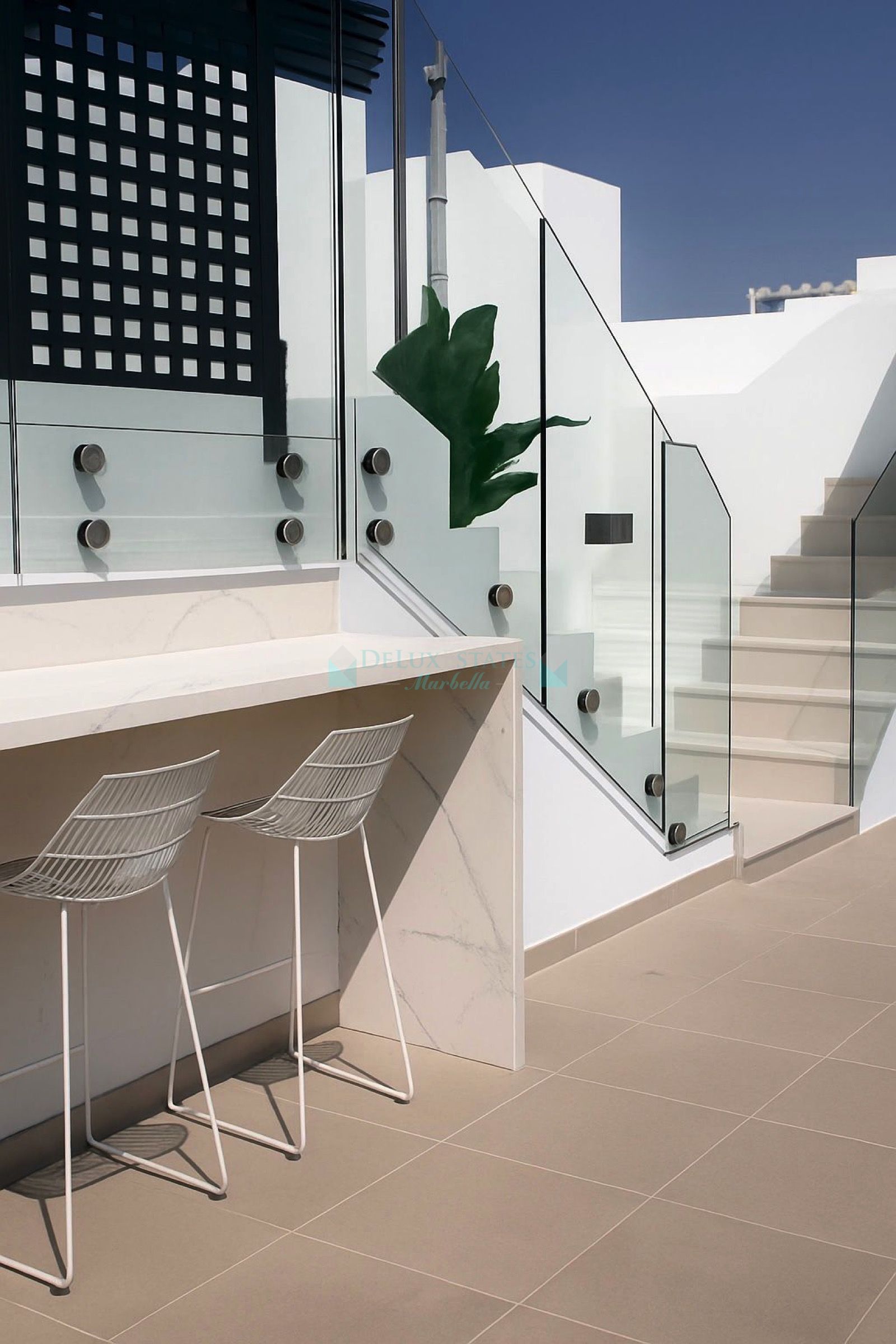 Ground Floor Apartment for sale in Estepona Puerto, Estepona