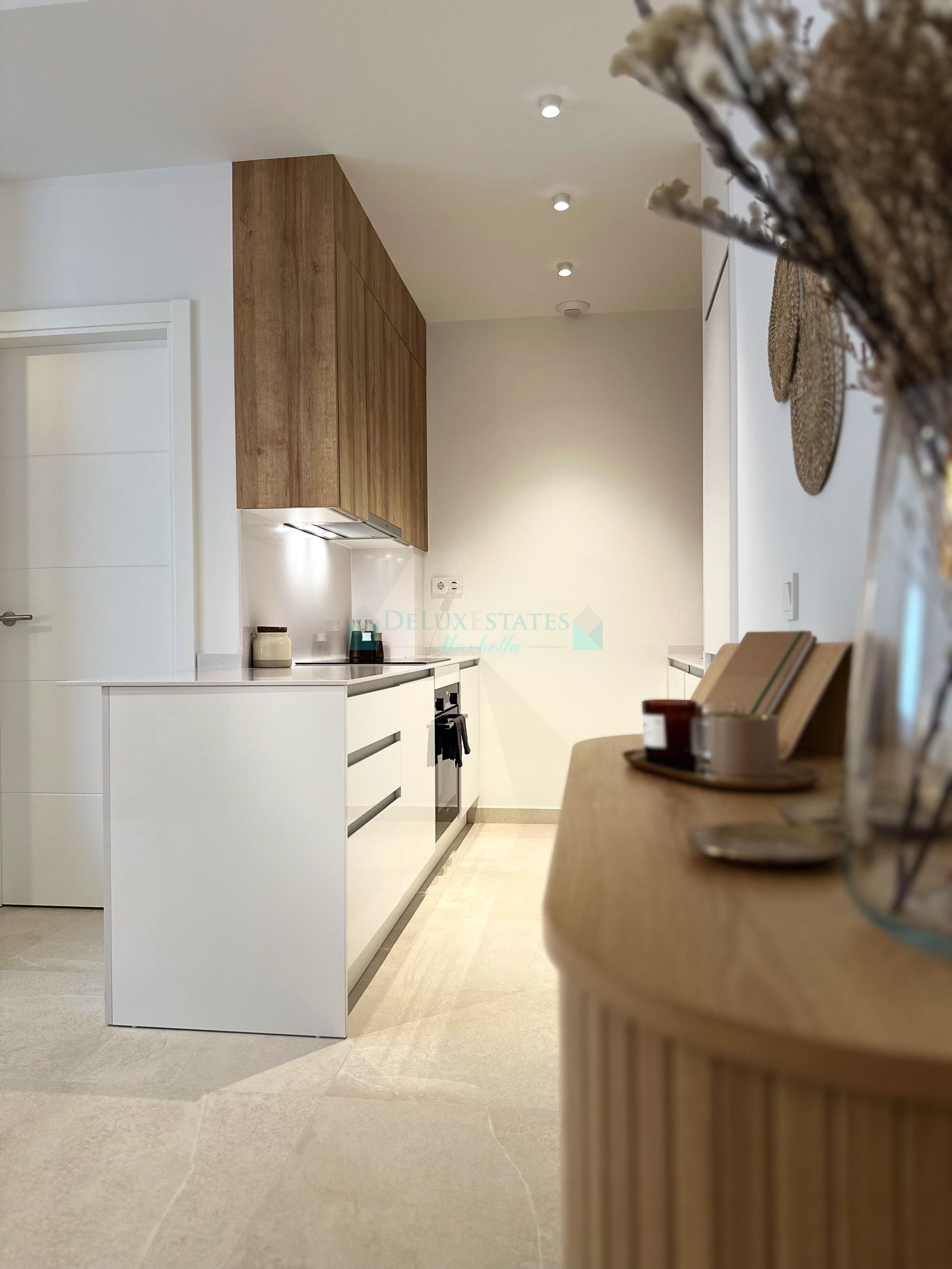 Ground Floor Apartment for sale in Estepona Puerto, Estepona