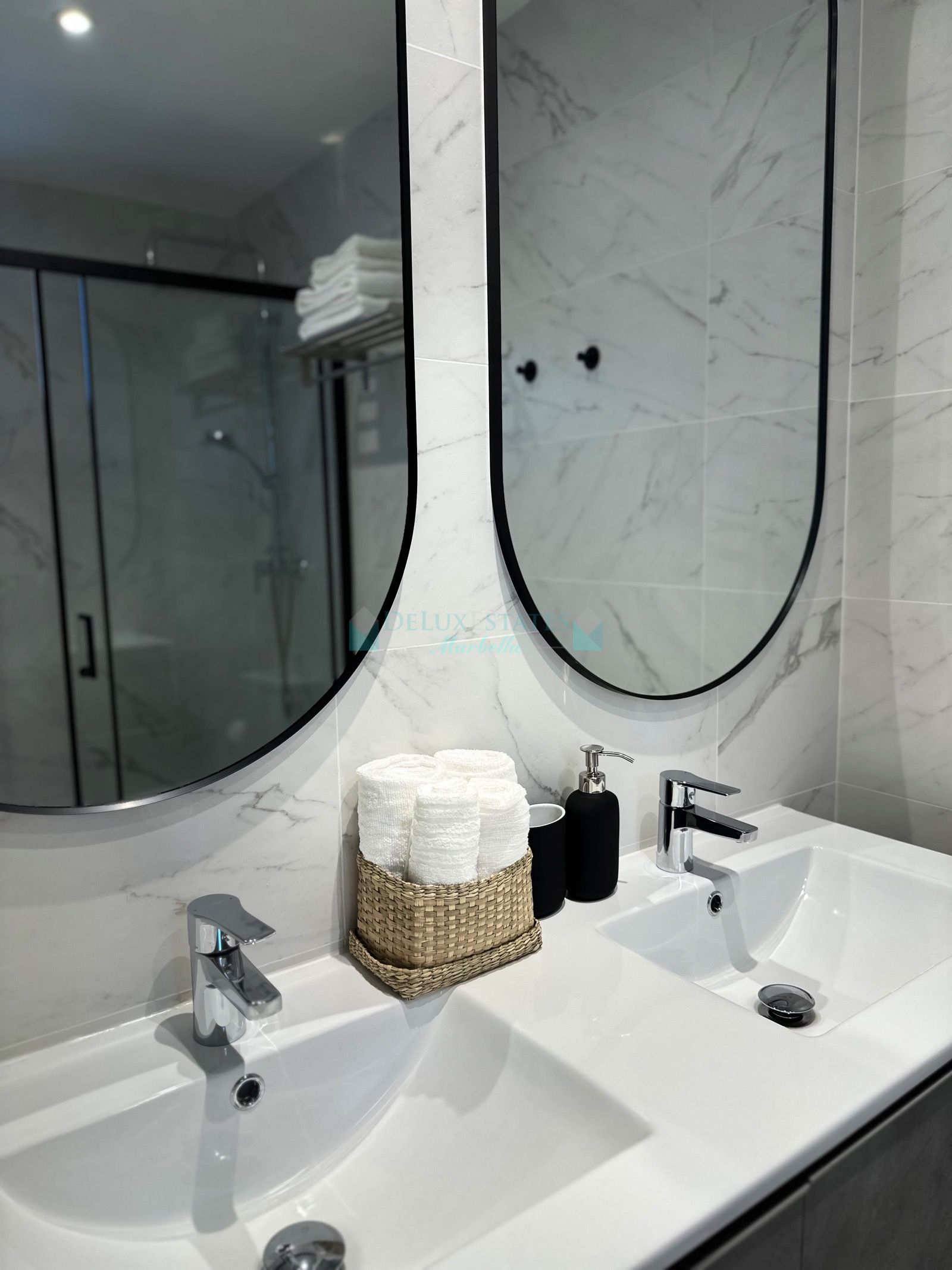 Ground Floor Apartment for sale in Estepona Puerto, Estepona