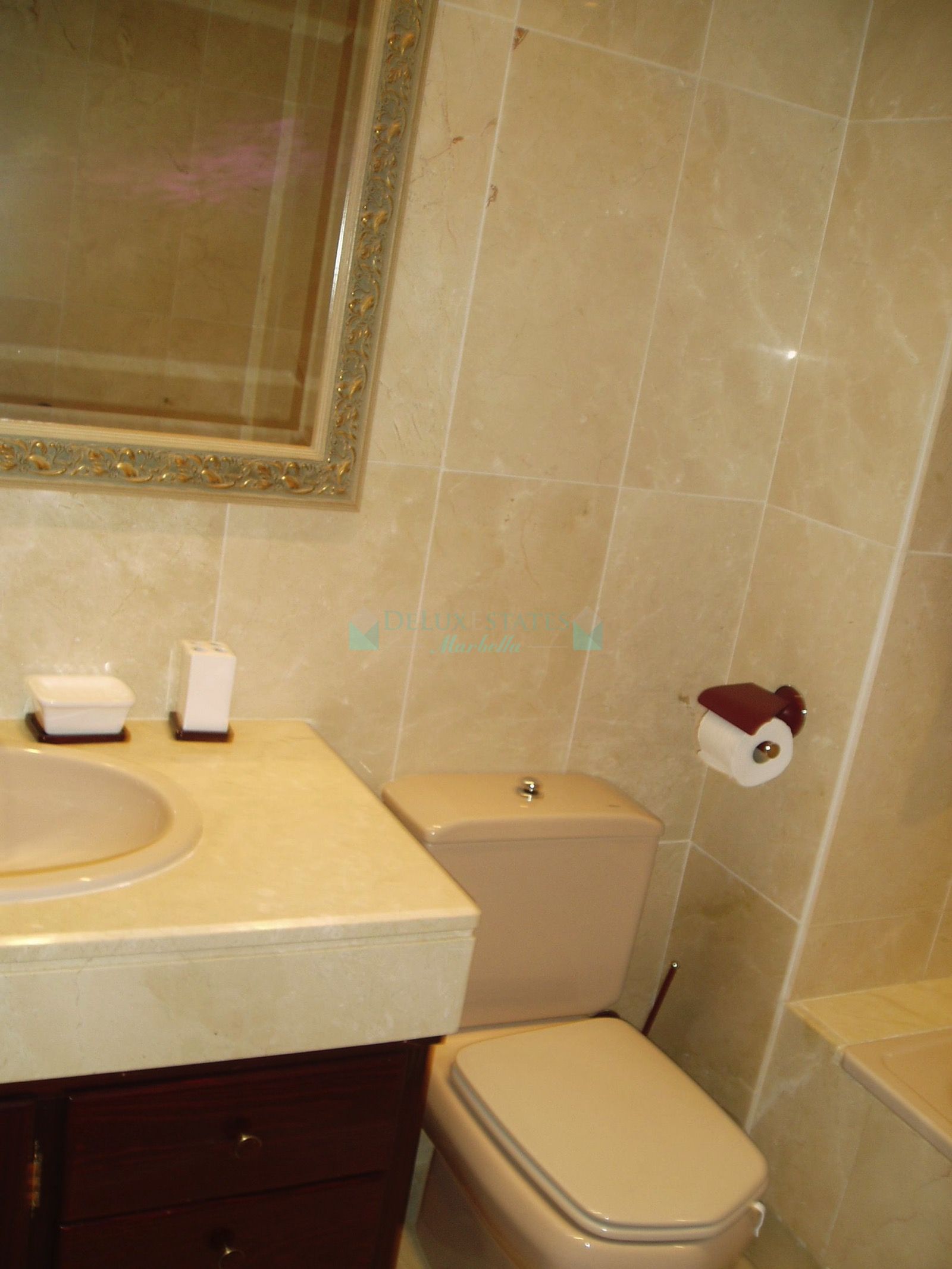 Town House for sale in El Padron, Estepona