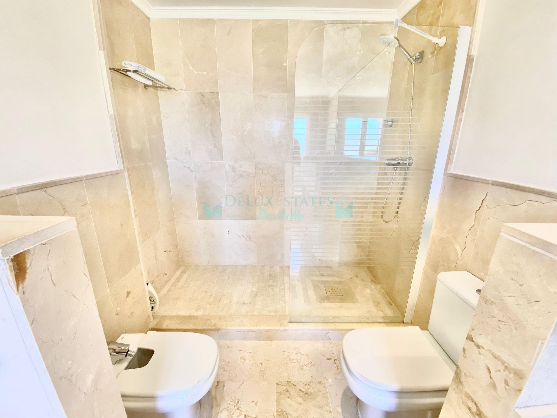 Apartment for rent in Marques de Atalaya, Estepona