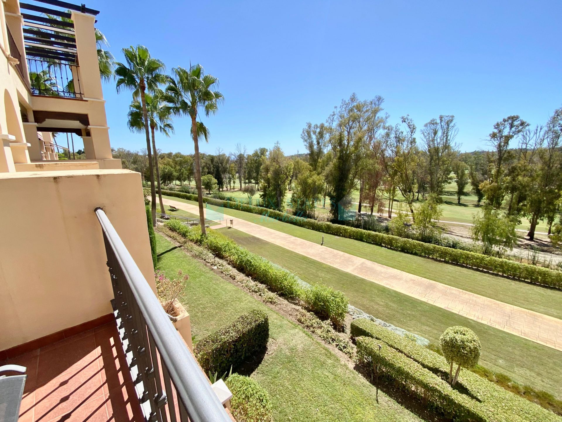Apartment for rent in Marques de Atalaya, Estepona