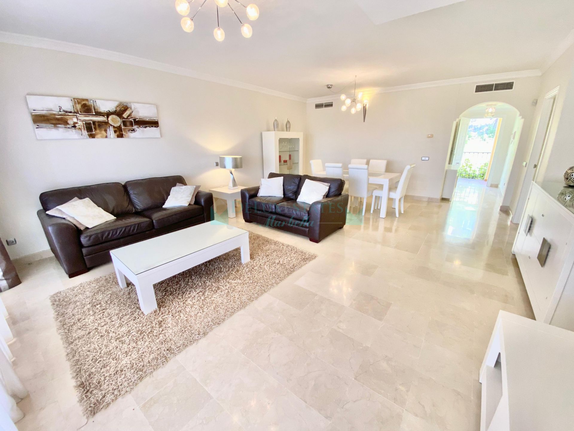 Apartment for rent in Marques de Atalaya, Estepona