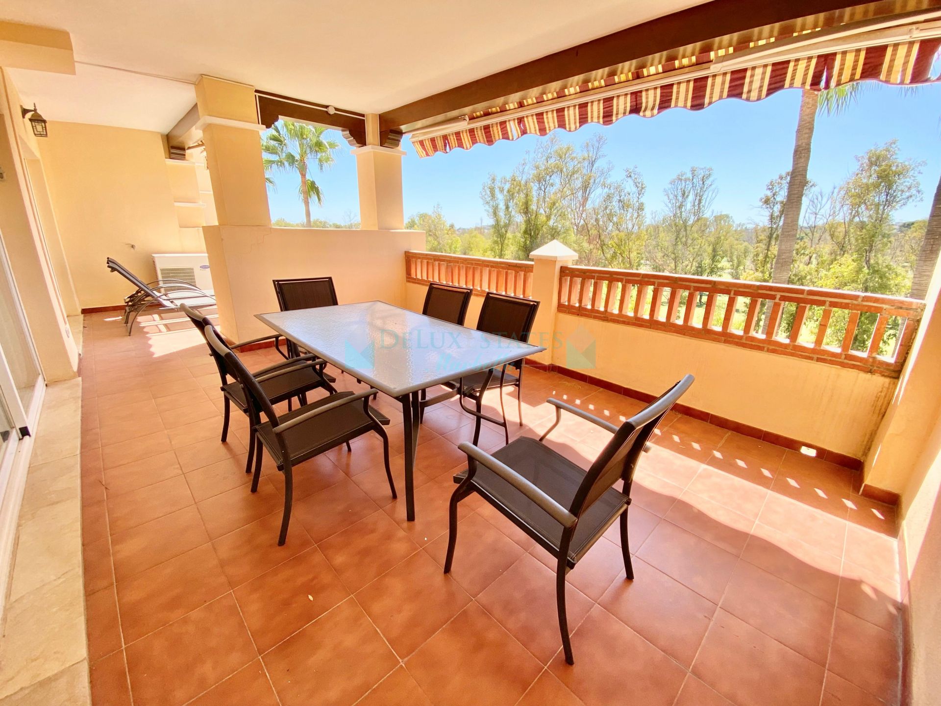 Apartment for rent in Marques de Atalaya, Estepona