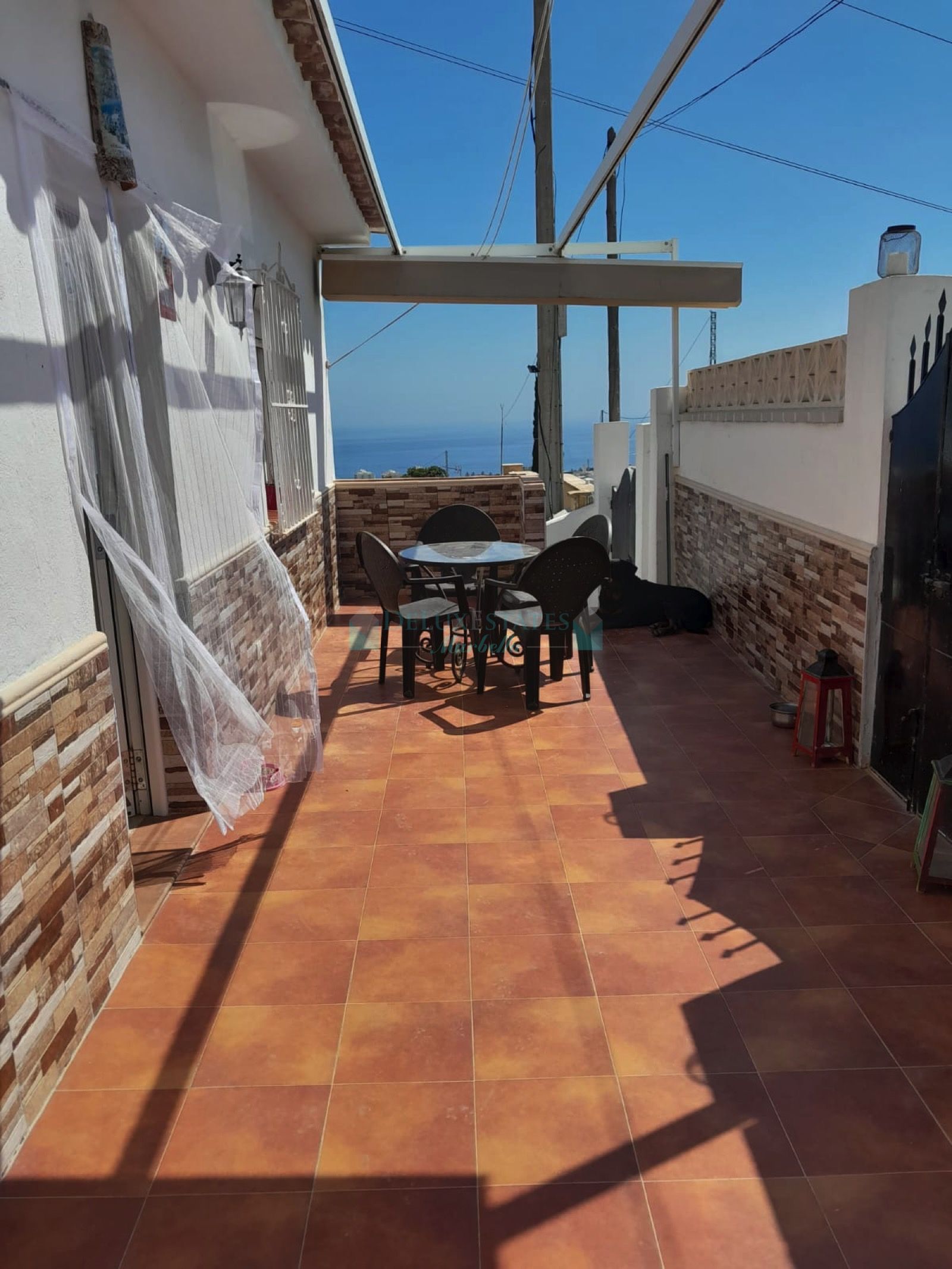 House for sale in Lindasol, Marbella East