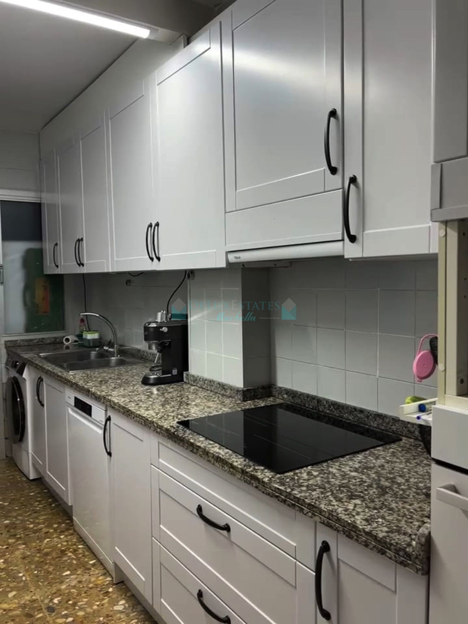 Ground Floor Apartment for sale in Estepona Centre, Estepona