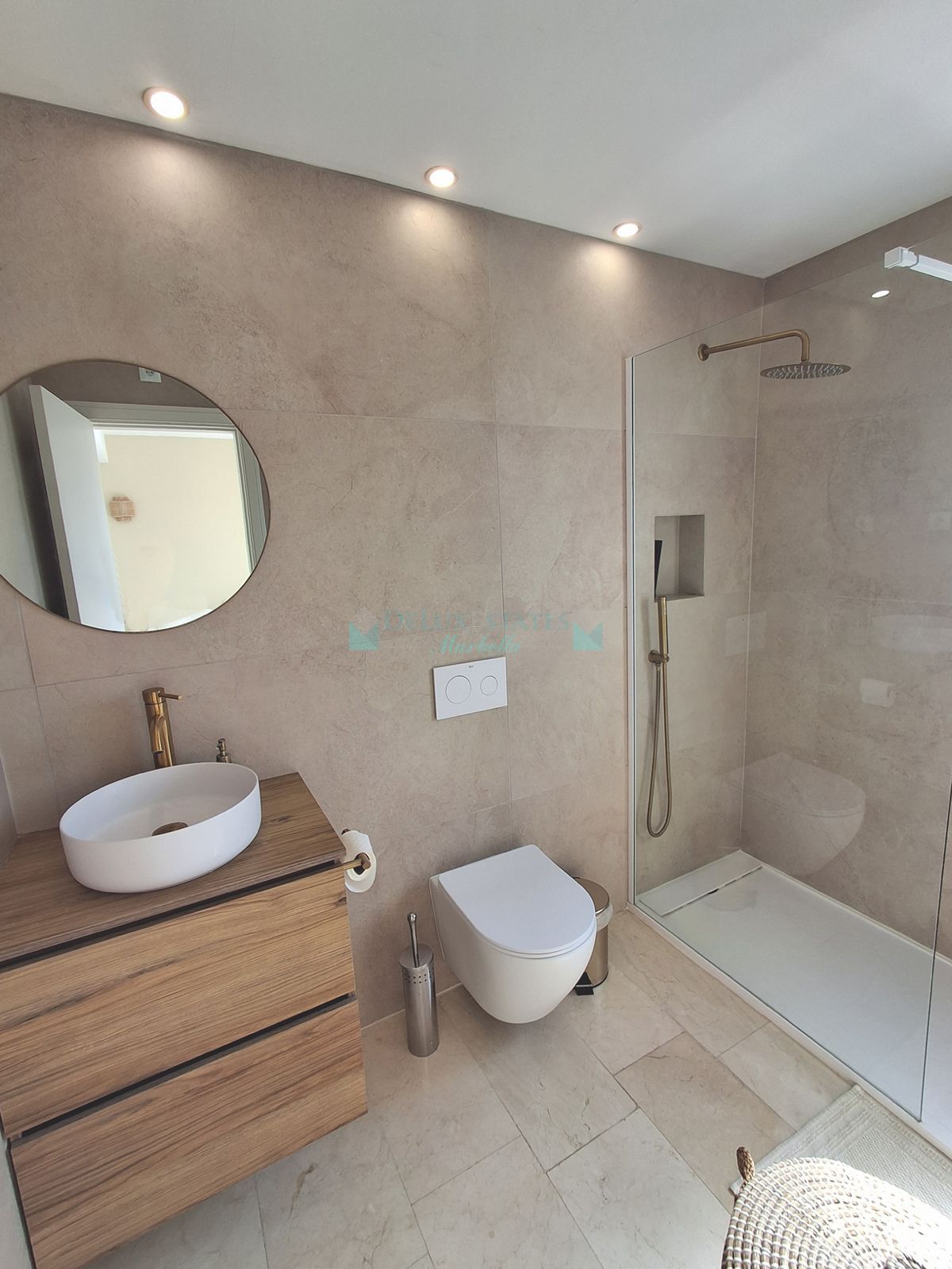 Semi Detached House for sale in Rodeo Alto, Nueva Andalucia