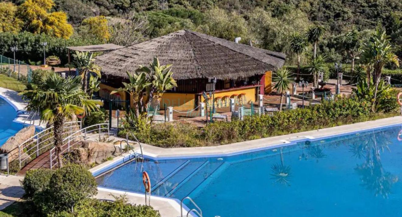 Apartamento en venta en Parque Botanico, Estepona