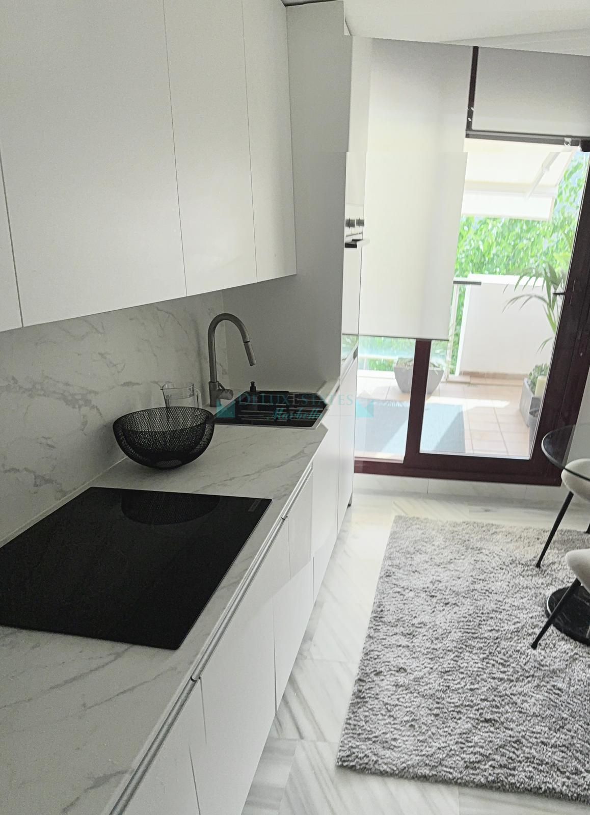 Apartamento en venta en Parque Botanico, Estepona