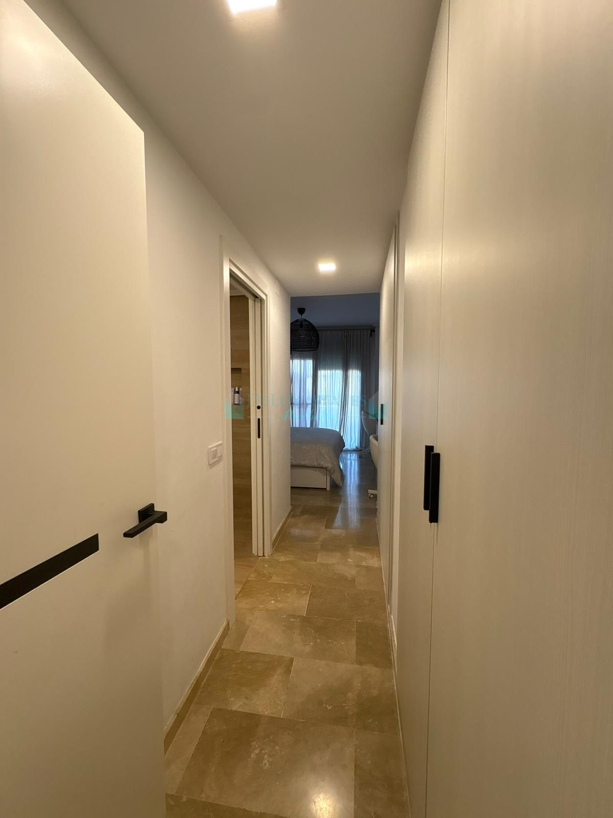 Apartamento Planta Baja en venta en La Resina Golf, Estepona