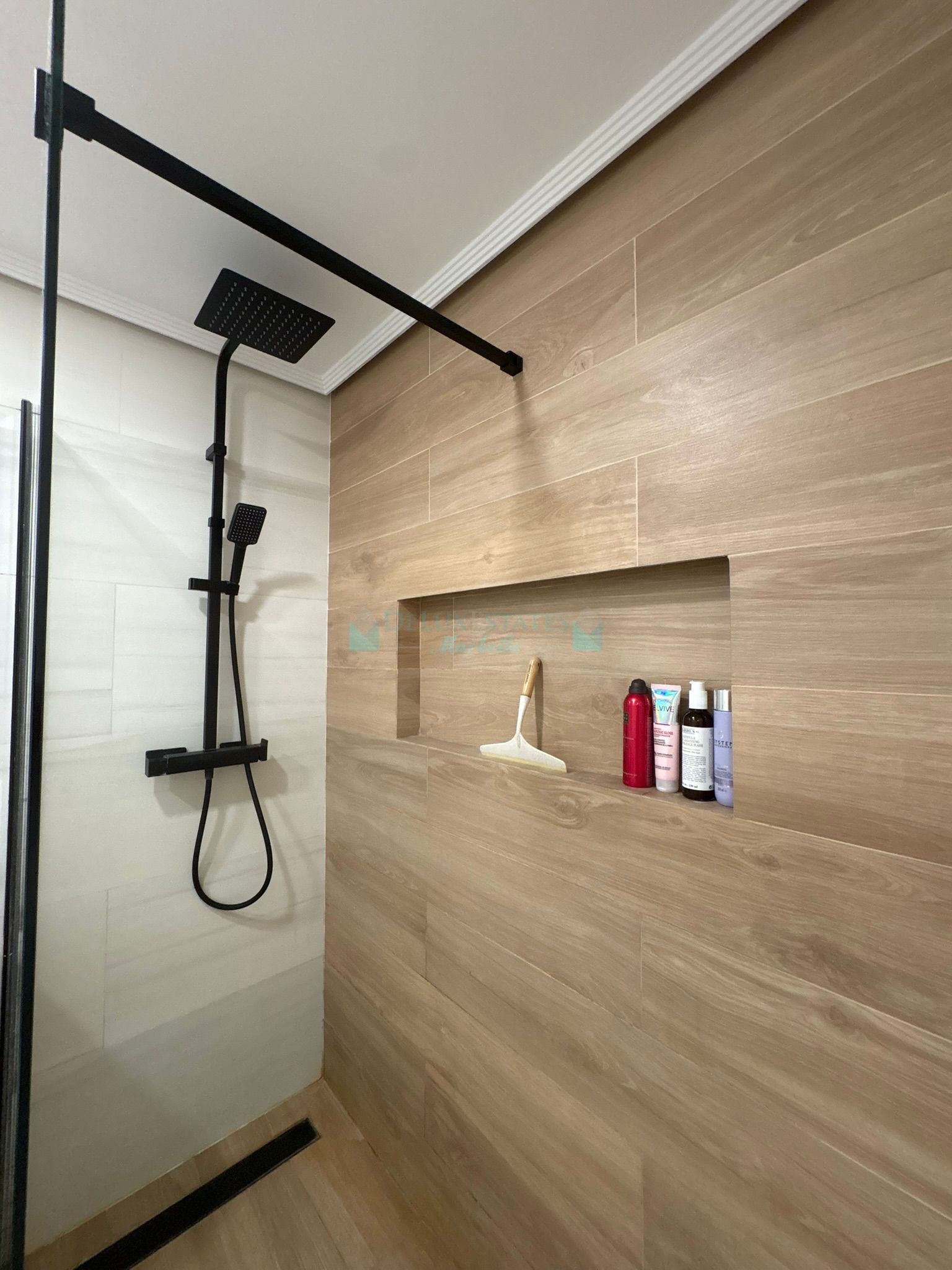 Apartamento Planta Baja en venta en La Resina Golf, Estepona