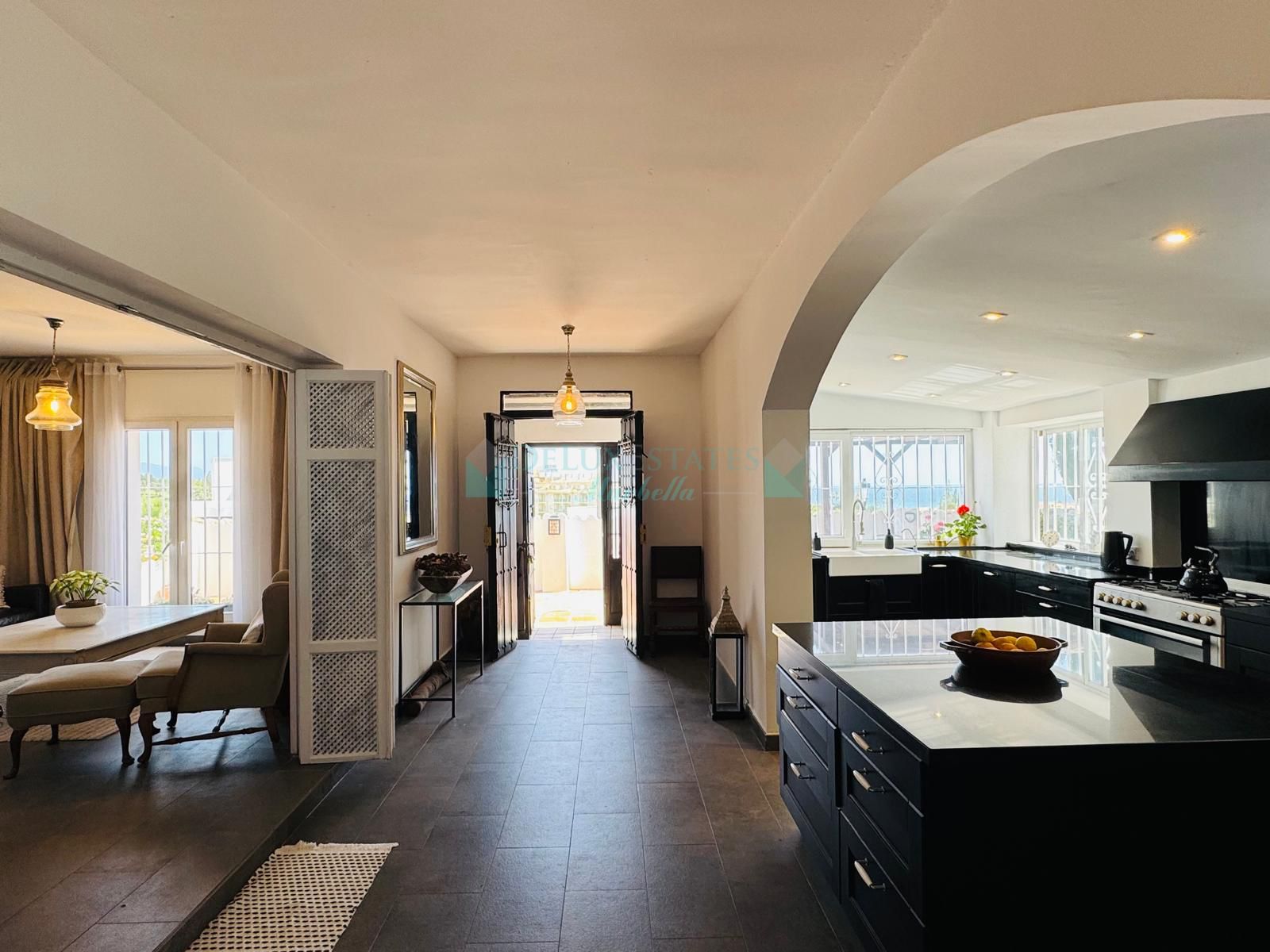 House for sale in Castillo de la Duquesa, Manilva