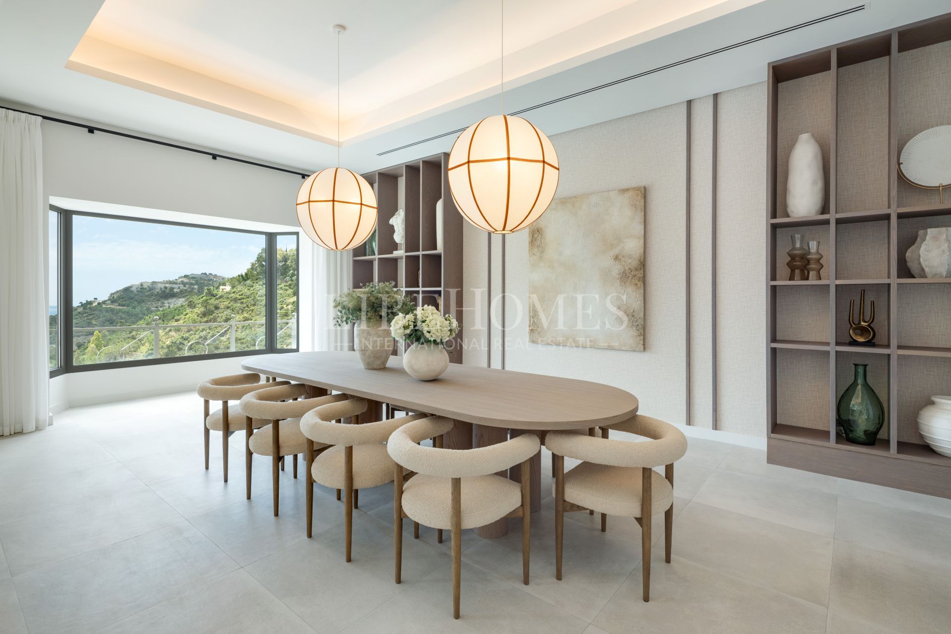 Luxury villa with sea views in El Madroñal, Benahavis, Marbella