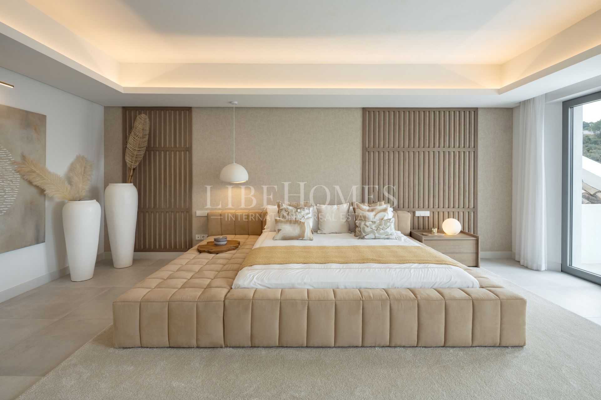 Luxury villa with sea views in El Madroñal, Benahavis, Marbella