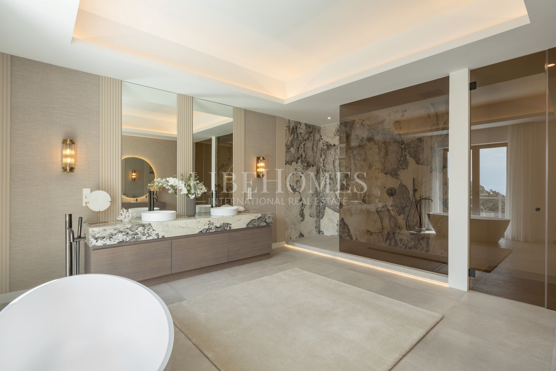 Luxury villa with sea views in El Madroñal, Benahavis, Marbella