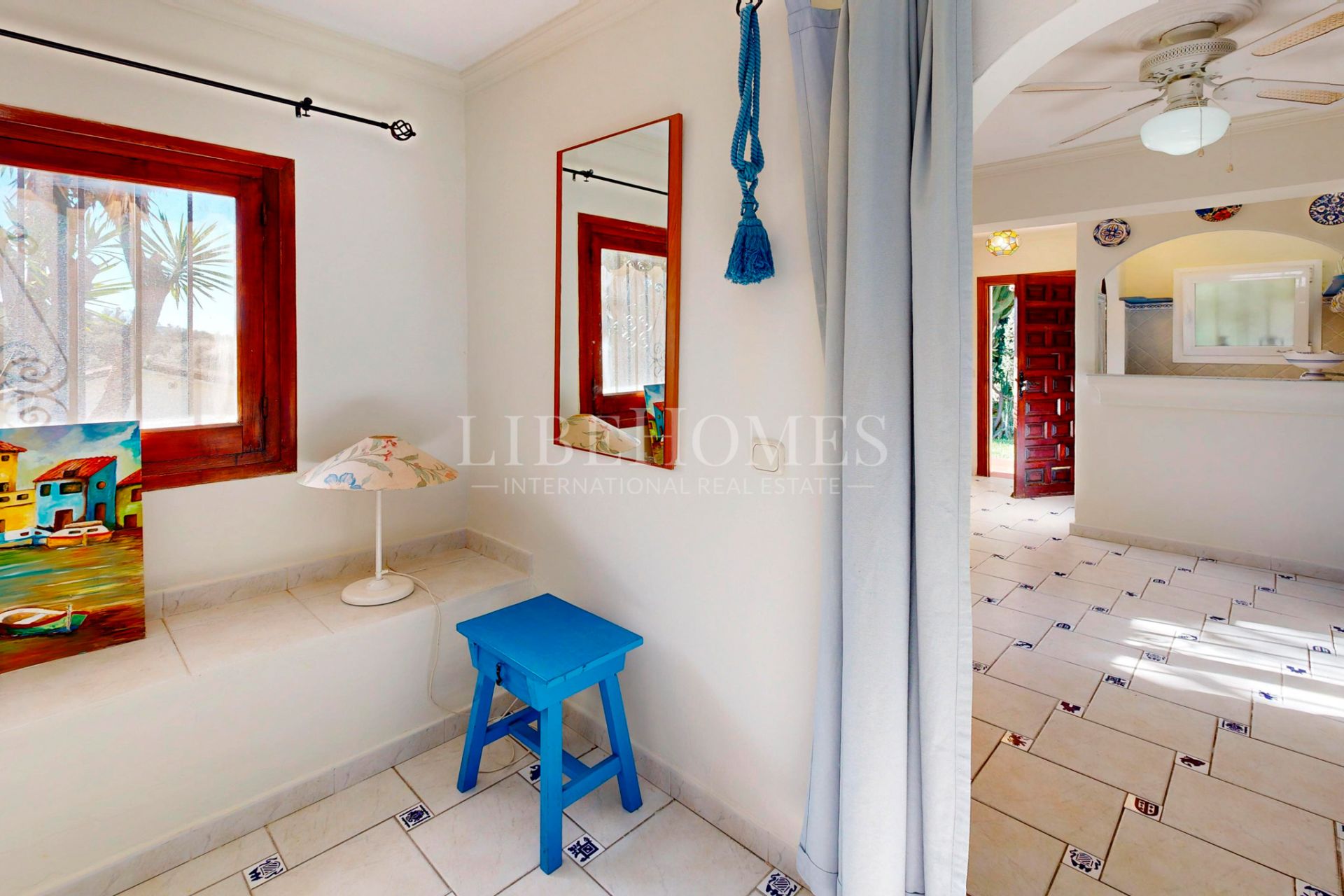 Beautiful Andalusian villa with a unique character in Marbella East