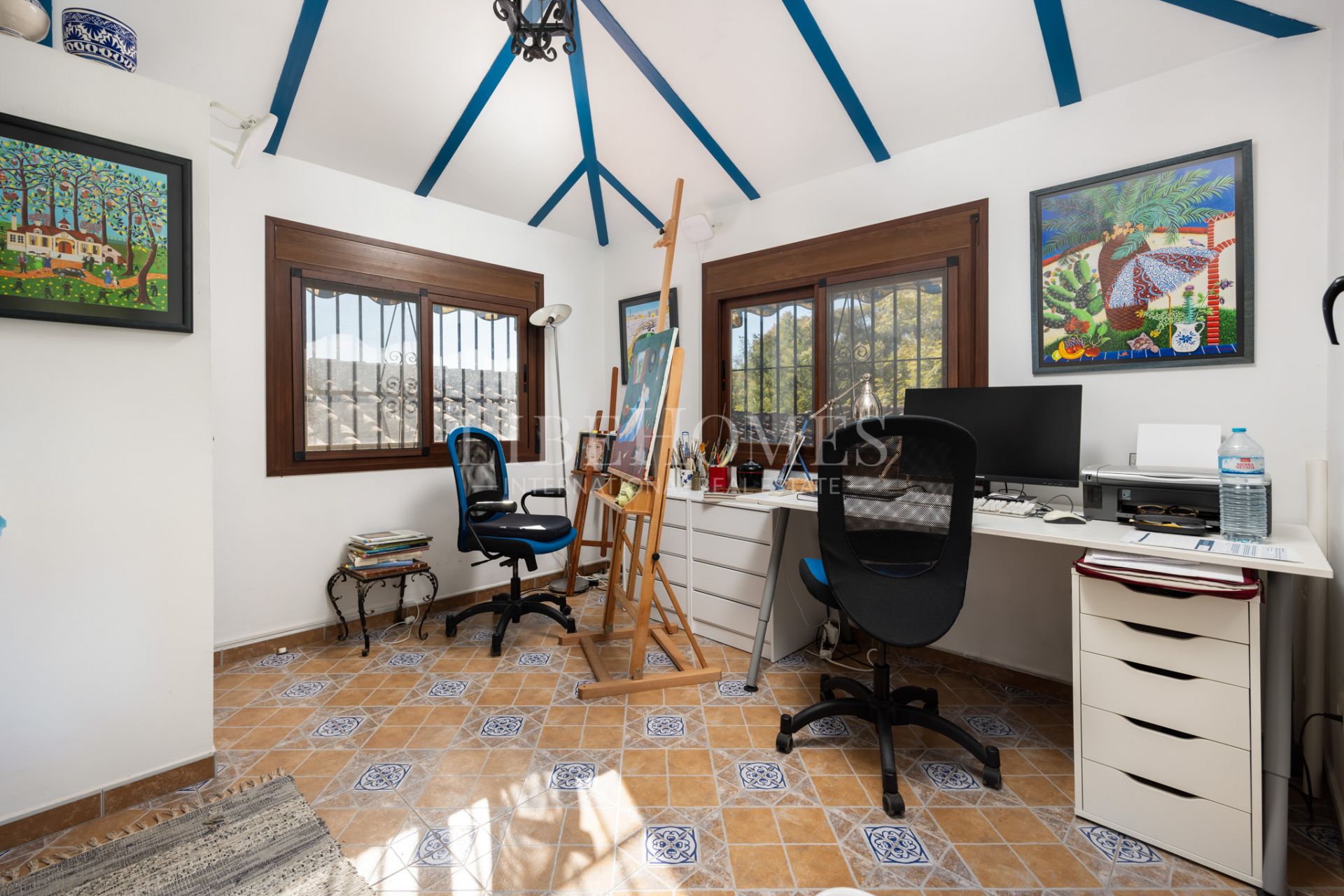 Beautiful Andalusian villa with a unique character in Marbella East