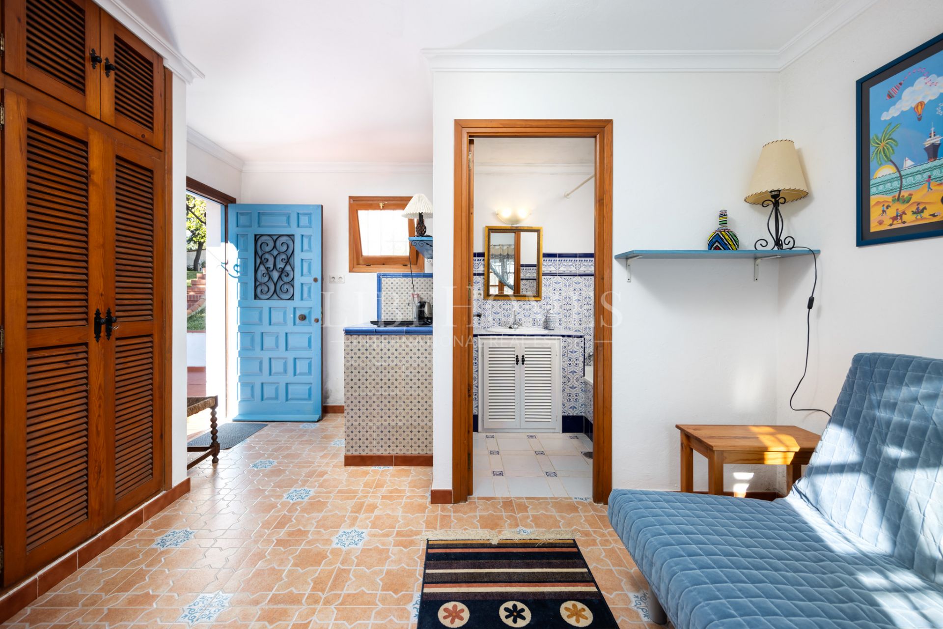 Beautiful Andalusian villa with a unique character in Marbella East