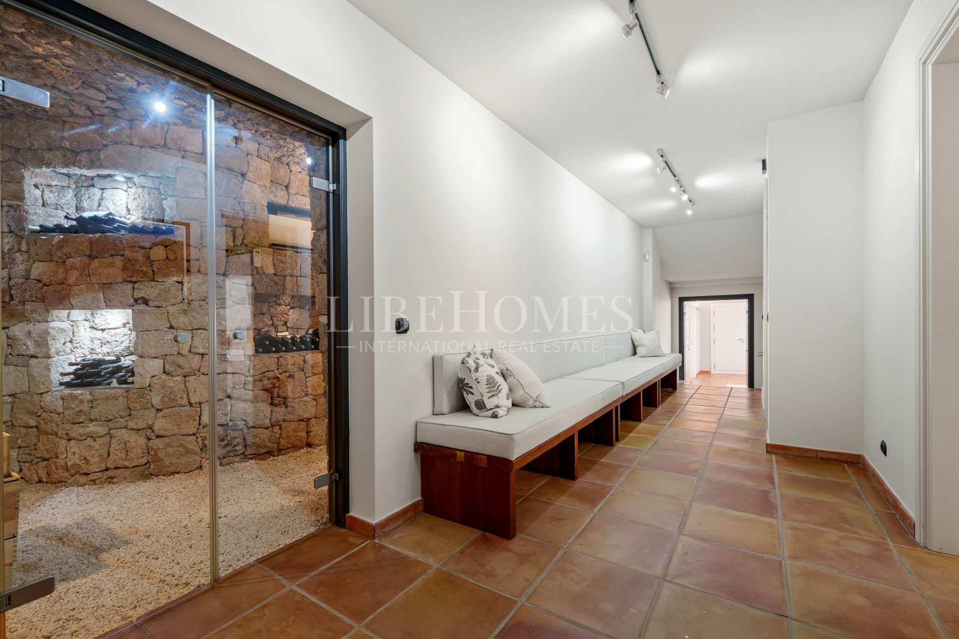 Villa de lujo, increíbles vistas al mar, Puerto del Almendro, Benahavís