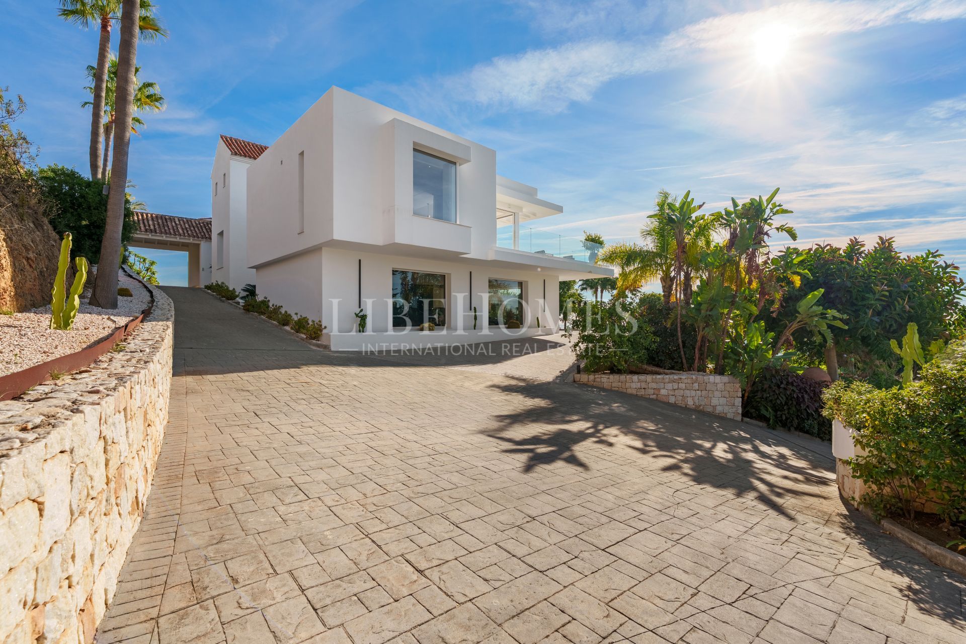 Villa de lujo, increíbles vistas al mar, Puerto del Almendro, Benahavís