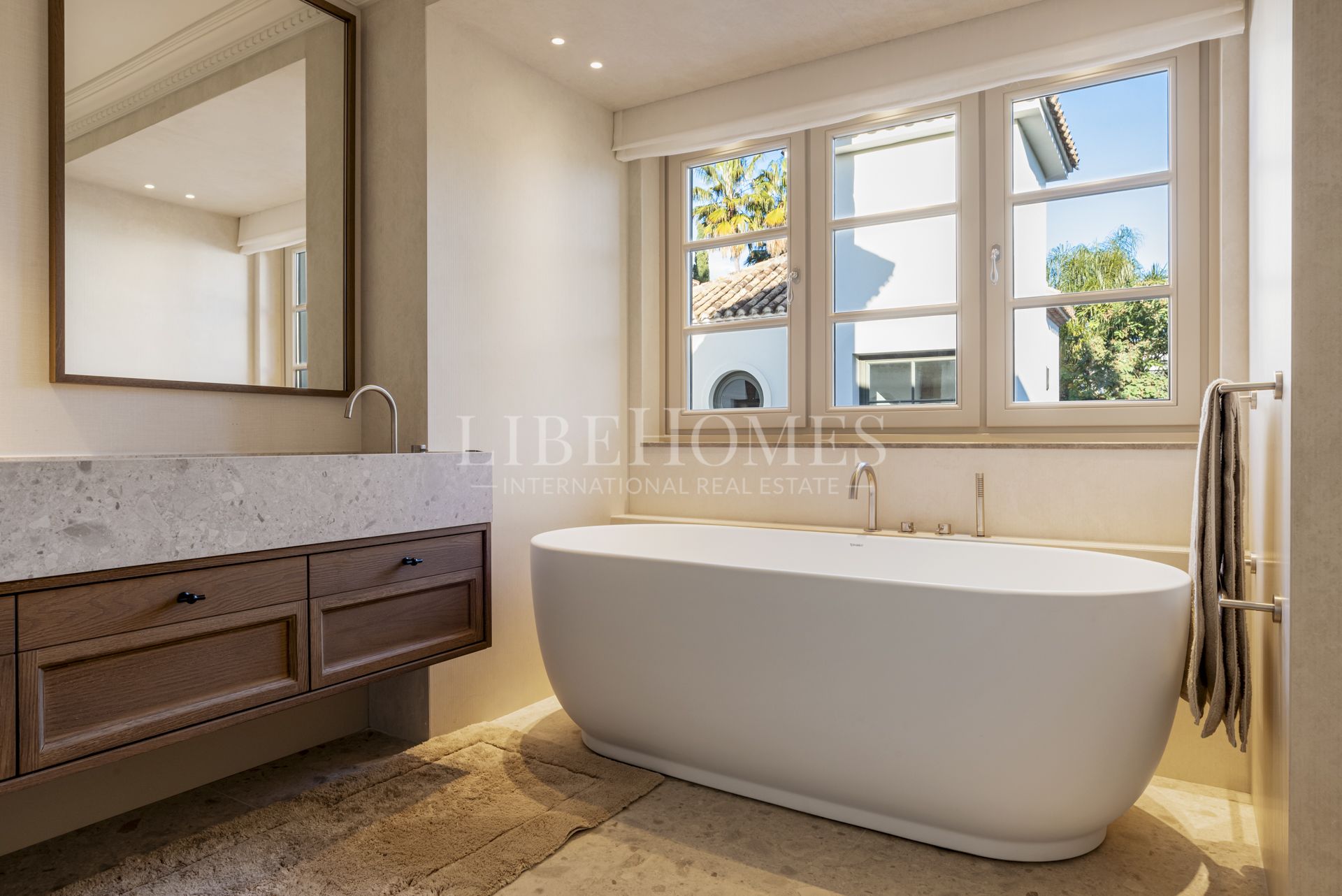 Andalusian luxury villa in the Golf Valley, Nueva Andalucia, Marbella