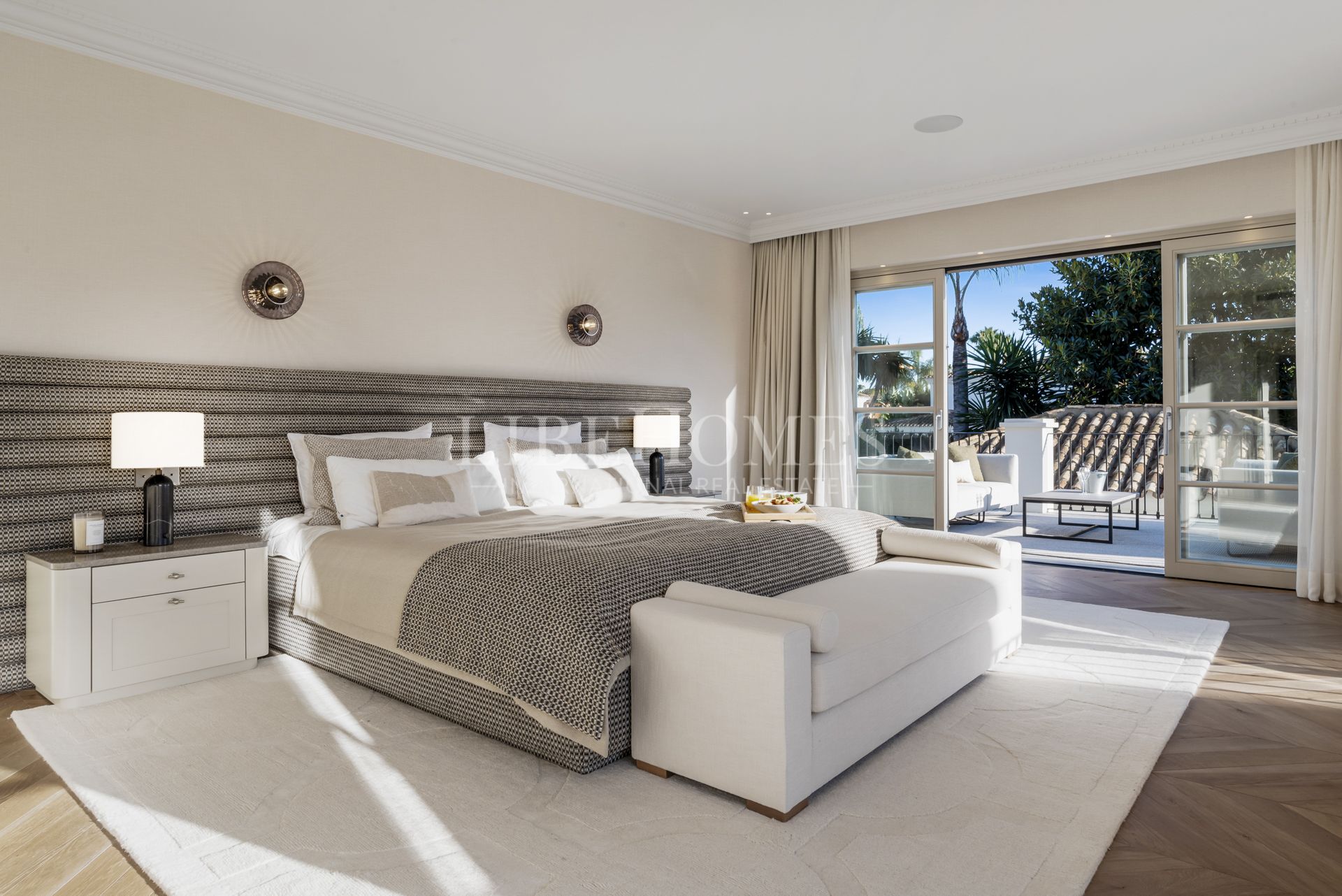 Andalusian luxury villa in the Golf Valley, Nueva Andalucia, Marbella