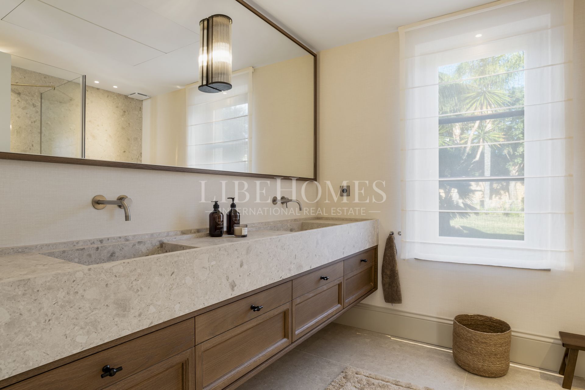 Andalusian luxury villa in the Golf Valley, Nueva Andalucia, Marbella